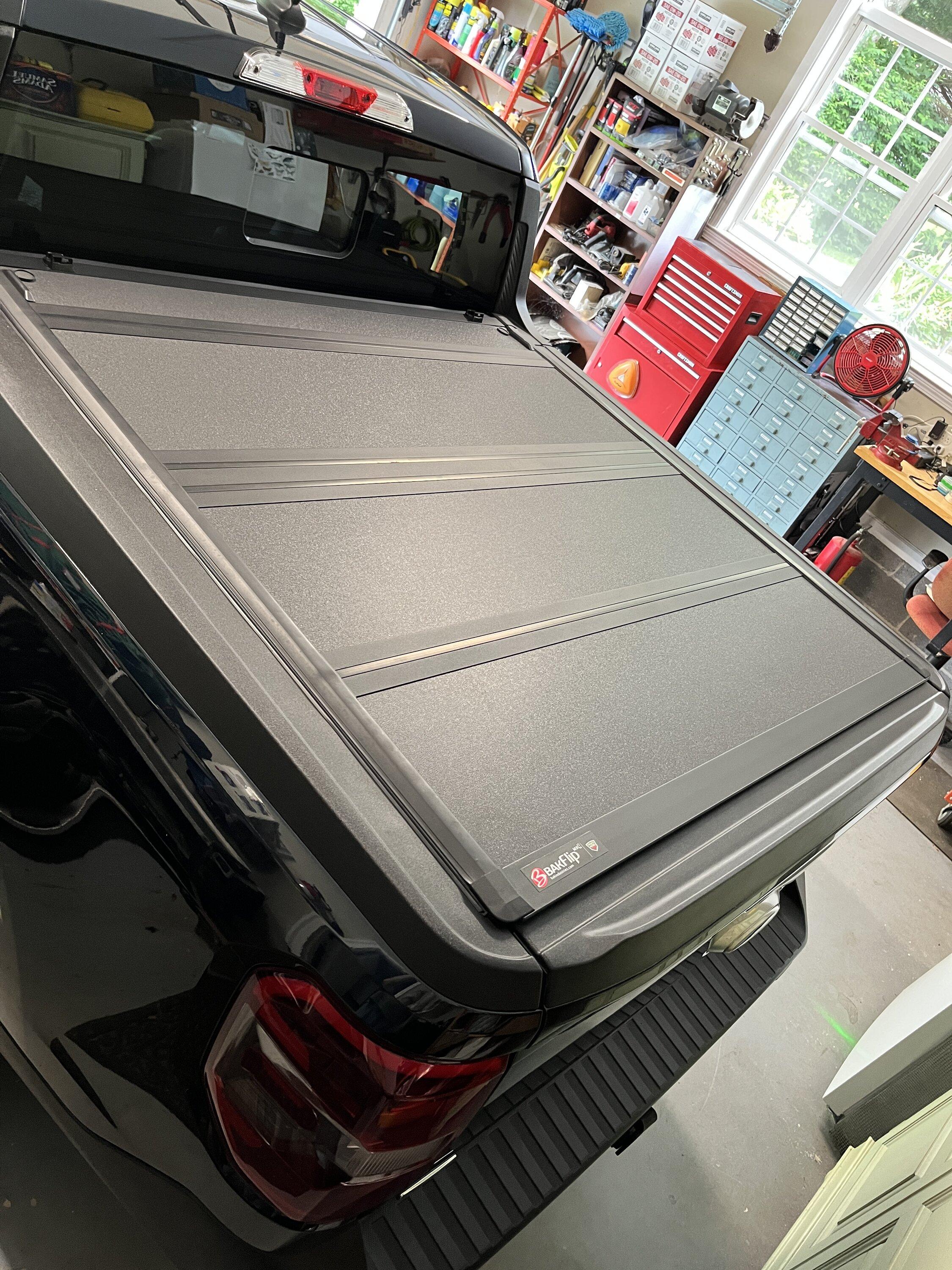 Ford Maverick Hard trifold tonneau cover for new Maverick IMG_4191.JPG
