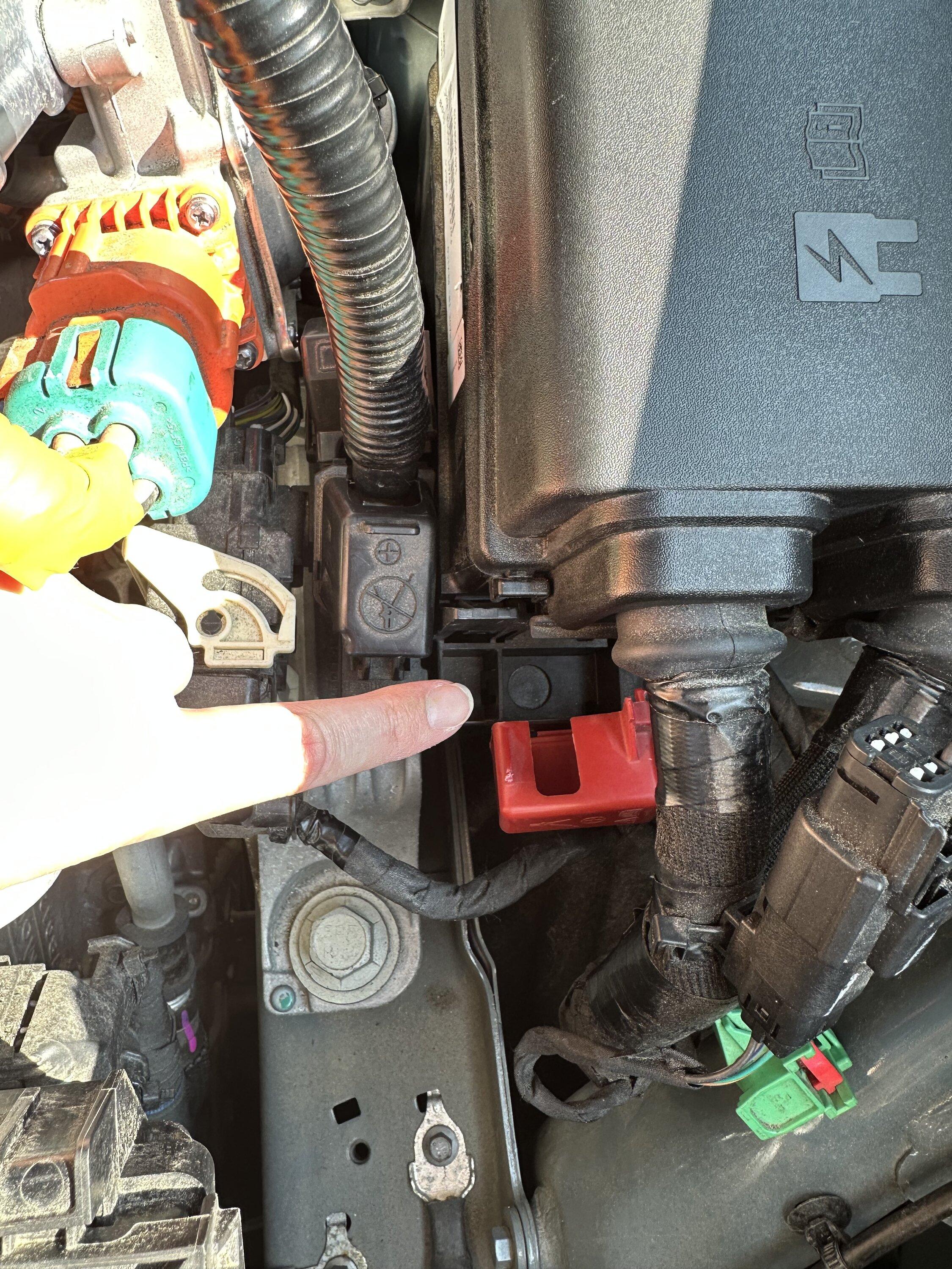 Ford Maverick Help!!! Does anyone know the part number…. IMG_3031