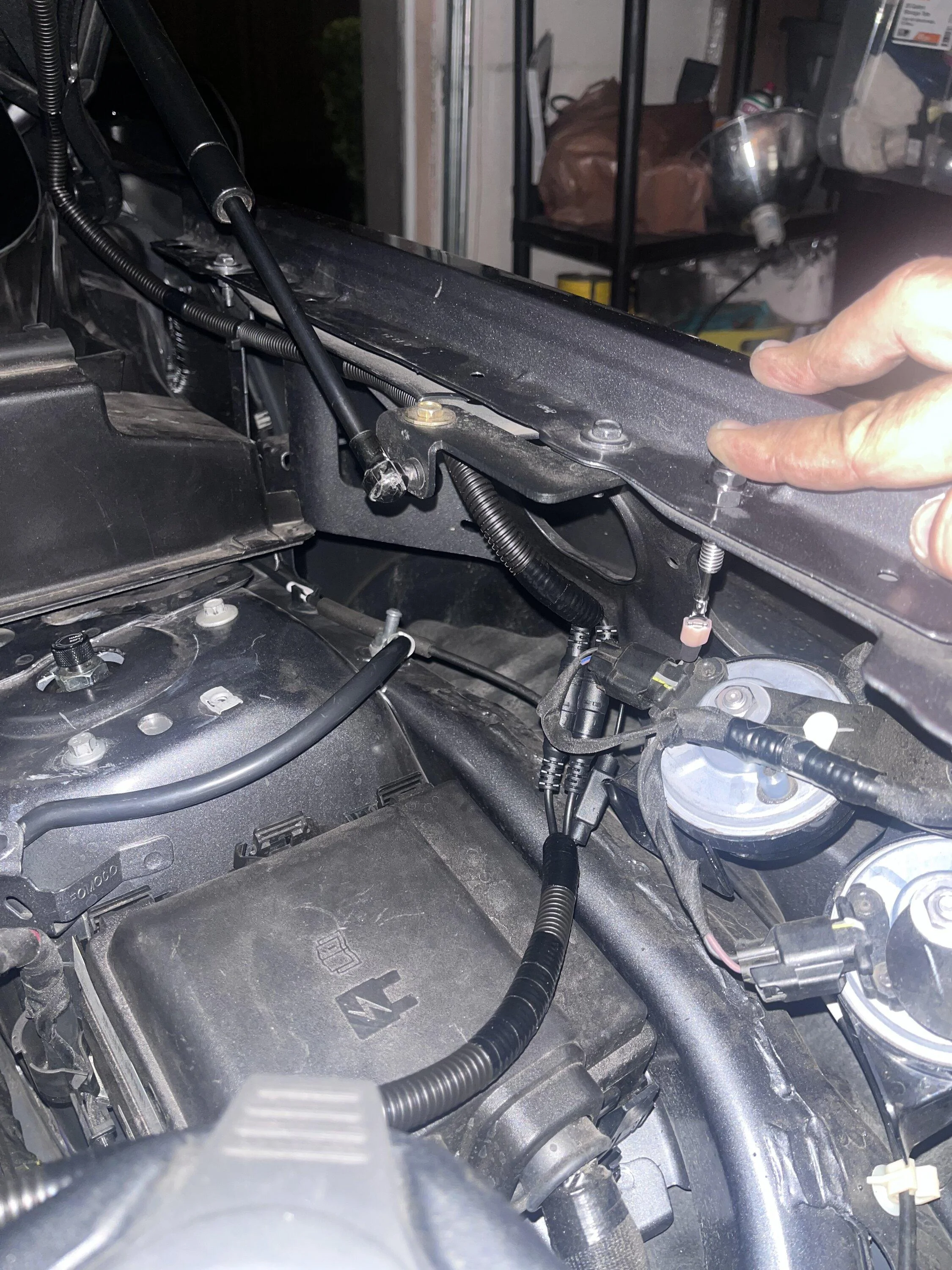 Ford Maverick Under hood lighting 945A98DC-EB4E-4A83-9431-A49FB16B77F7