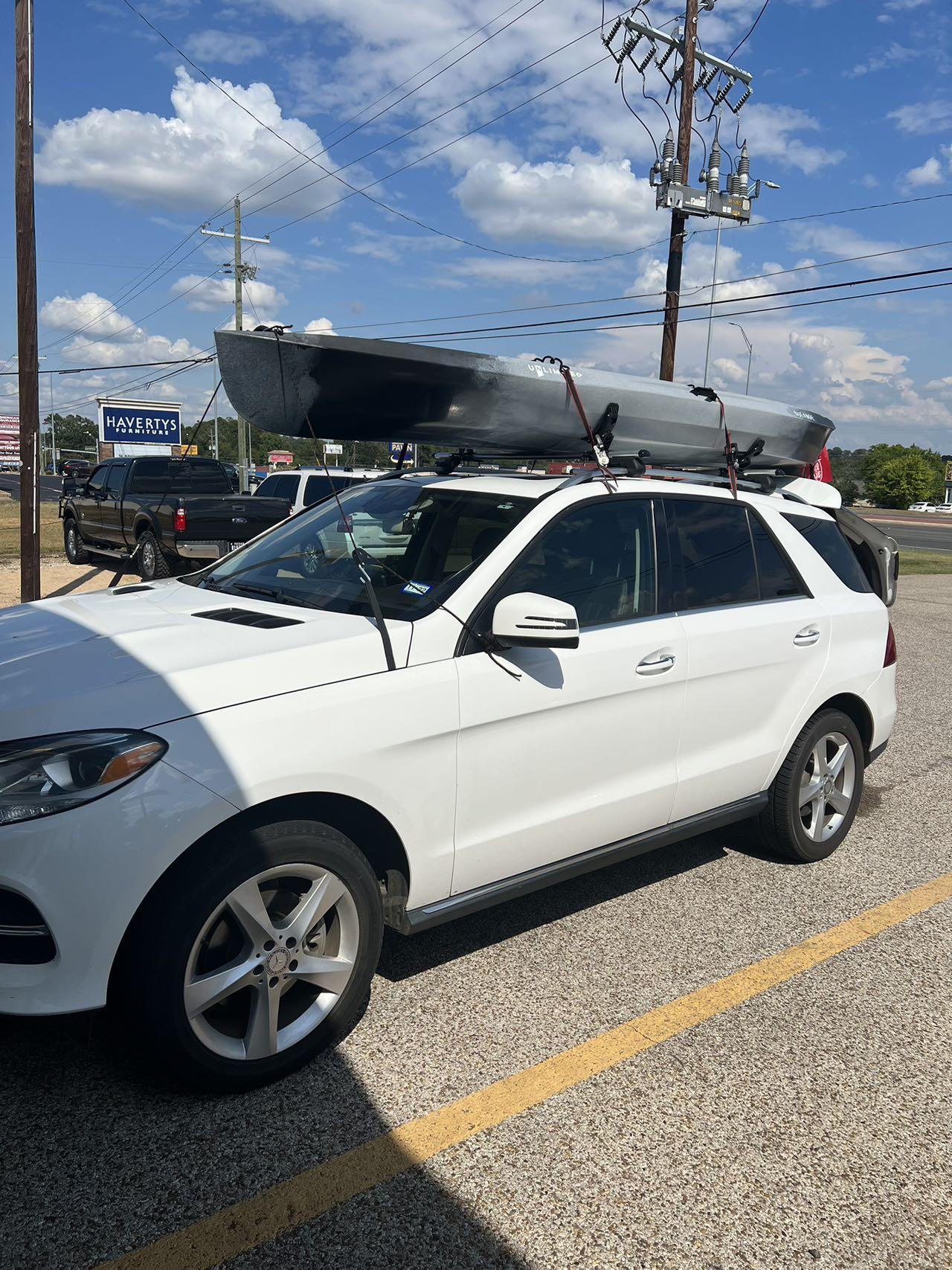 Ford Maverick Hauling a kayak on Maverick with Elevate Rack System Image_20230902125047