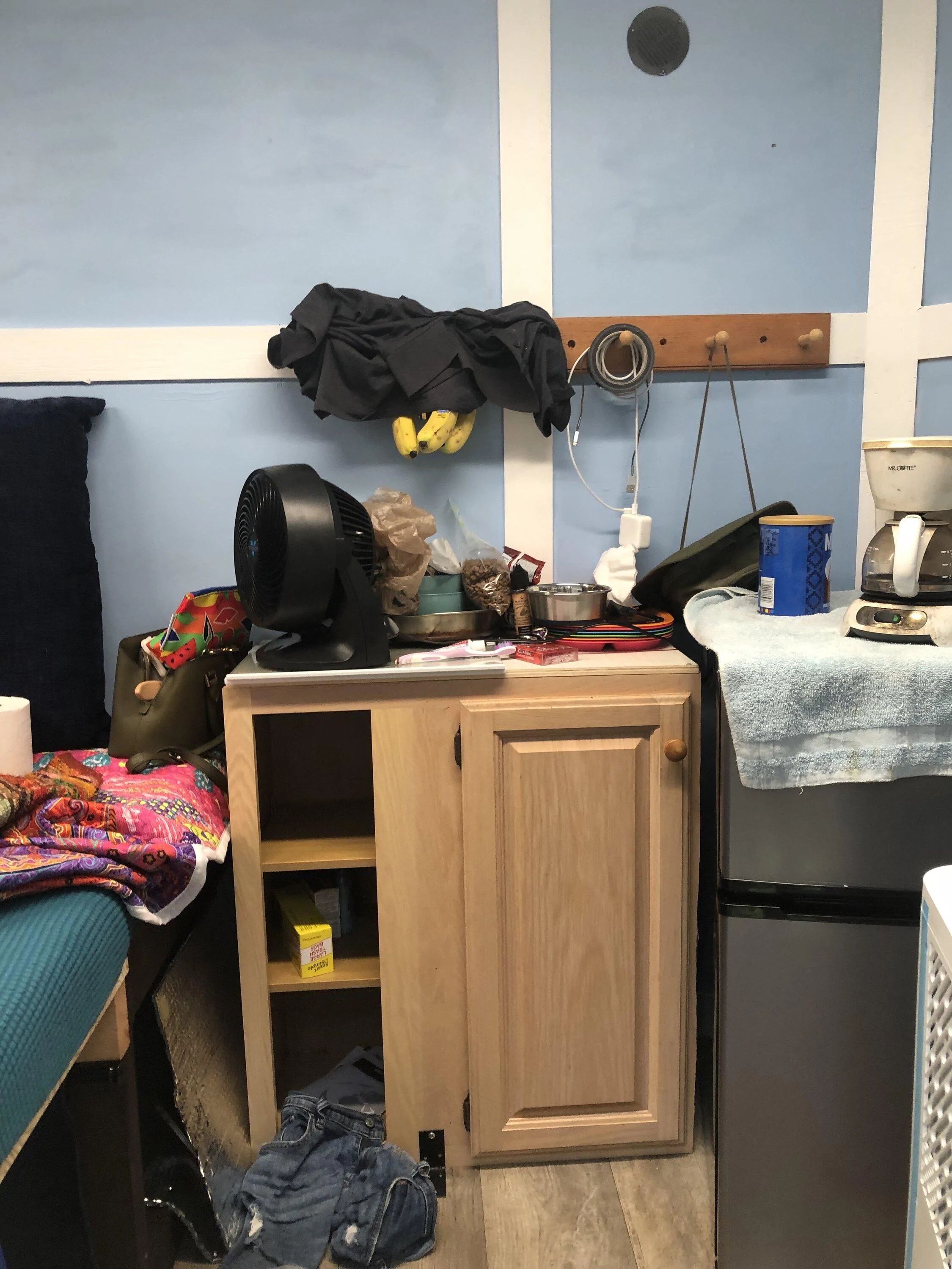 messy kitchen.jpeg