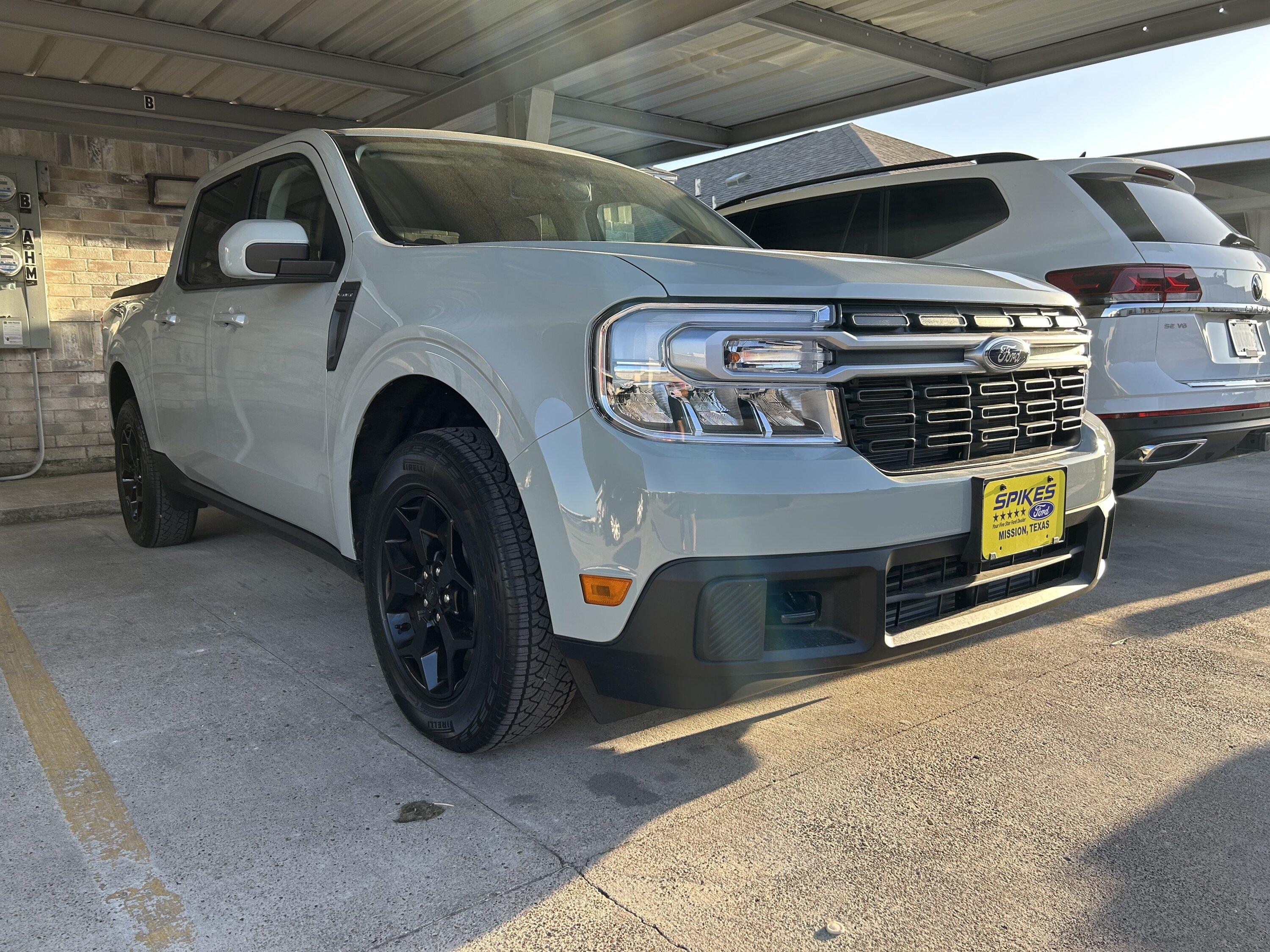 Ford Maverick Bought Maverick Lariat FX4 yesterday, 2023 model.  Missing options; IMG_0016