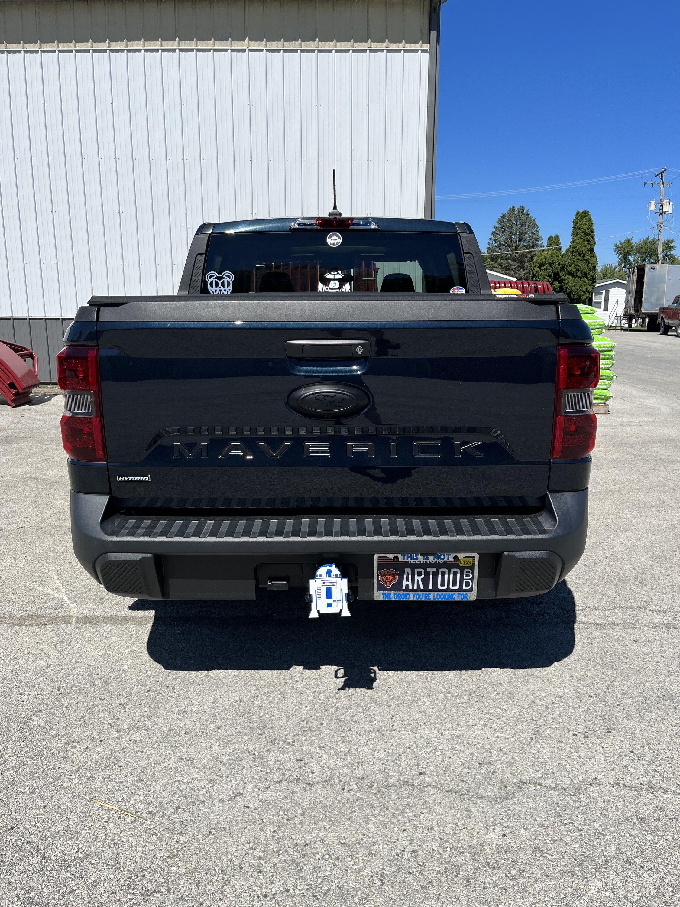 Ford Maverick Carbonized Gray letters on my Cactus Gray tailgate IMG_1364