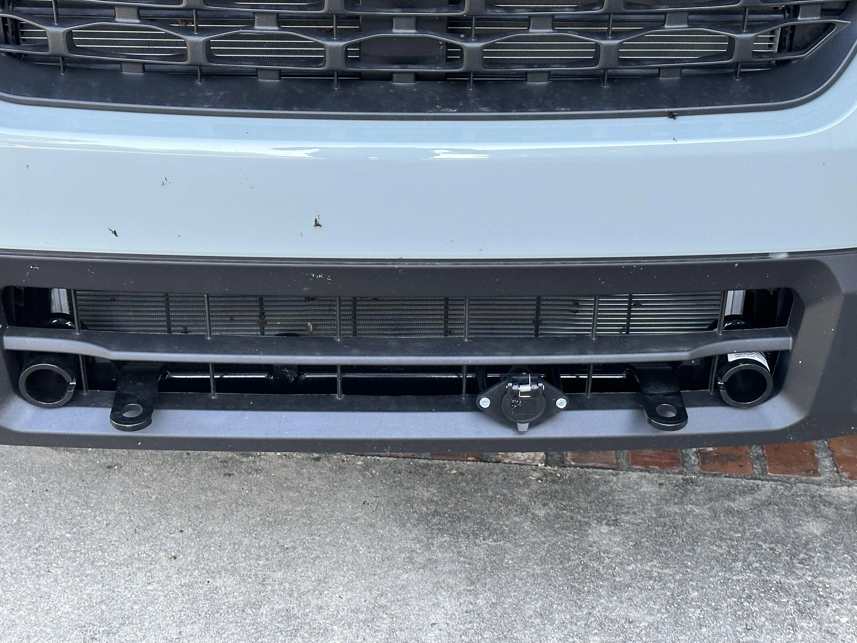 Ford Maverick Flat towing a Maverick Hybrid behind motorhome - advice / concerns / experience? IMG_5313