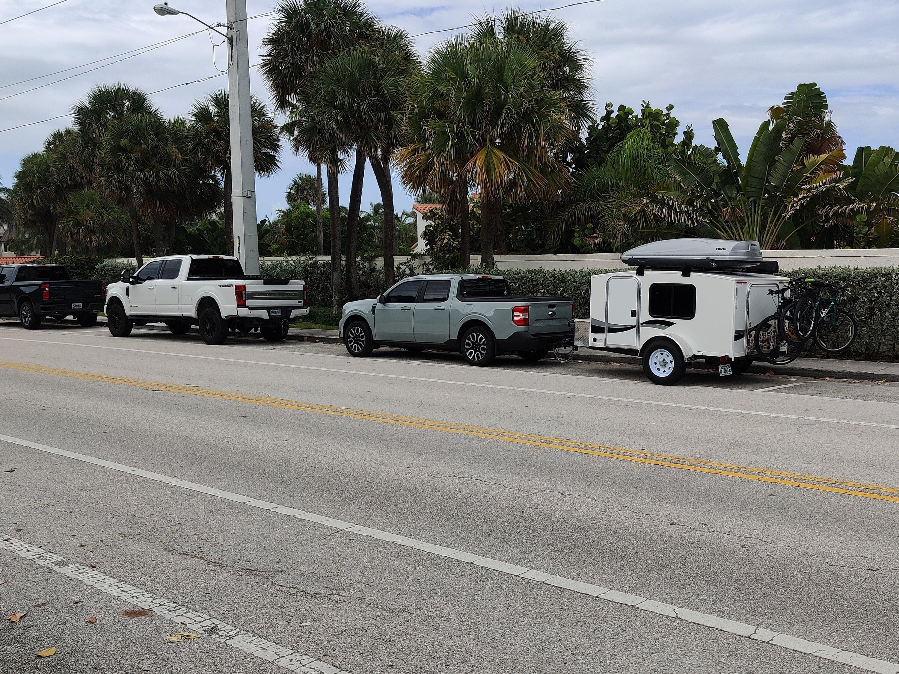 Ford Maverick Post your Maverick next to ridiculously large trucks - photos thread IMG_20230904_095022