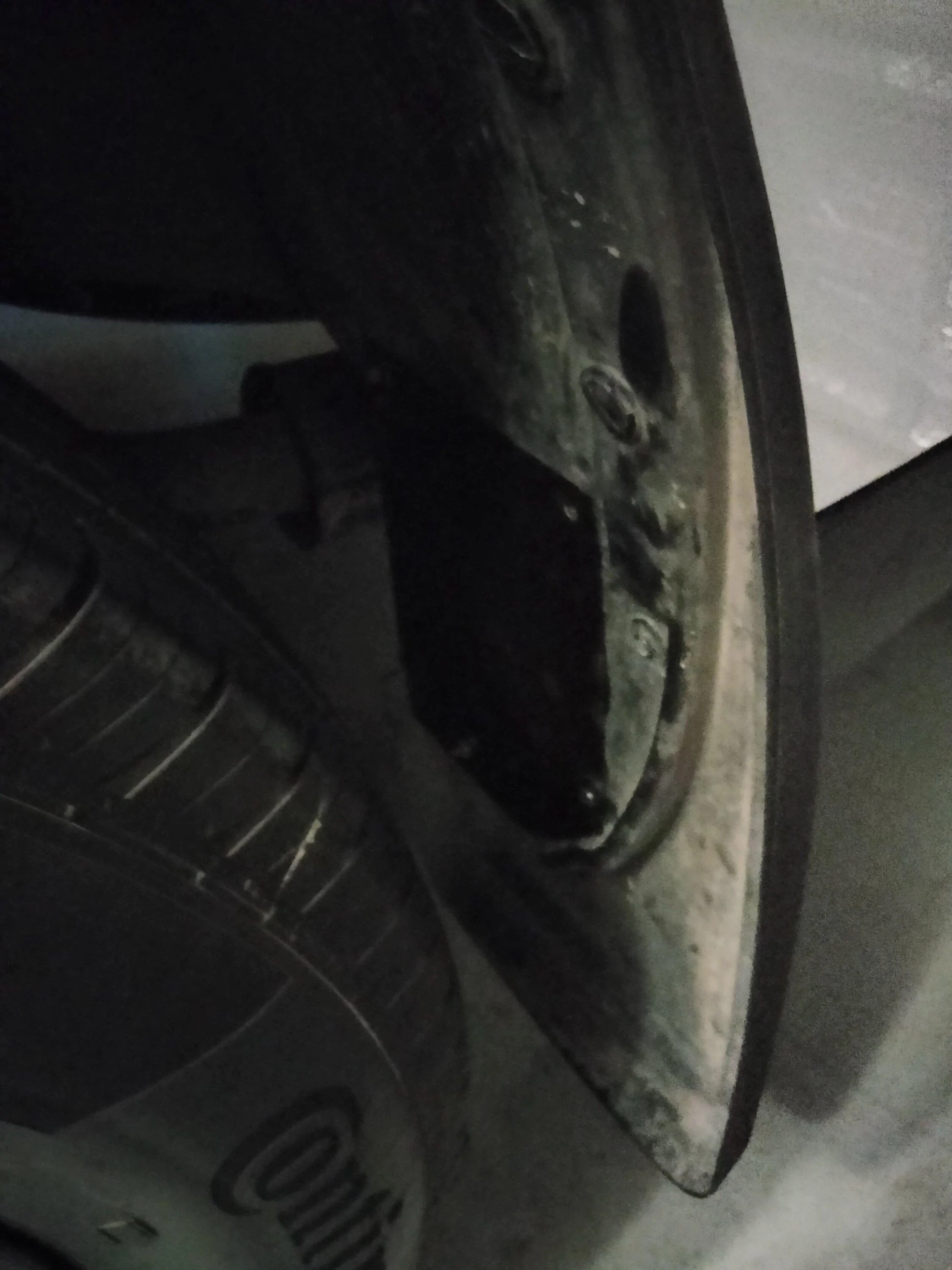 Ford Maverick Cavity under the in-bed storage box IMG20230130105504