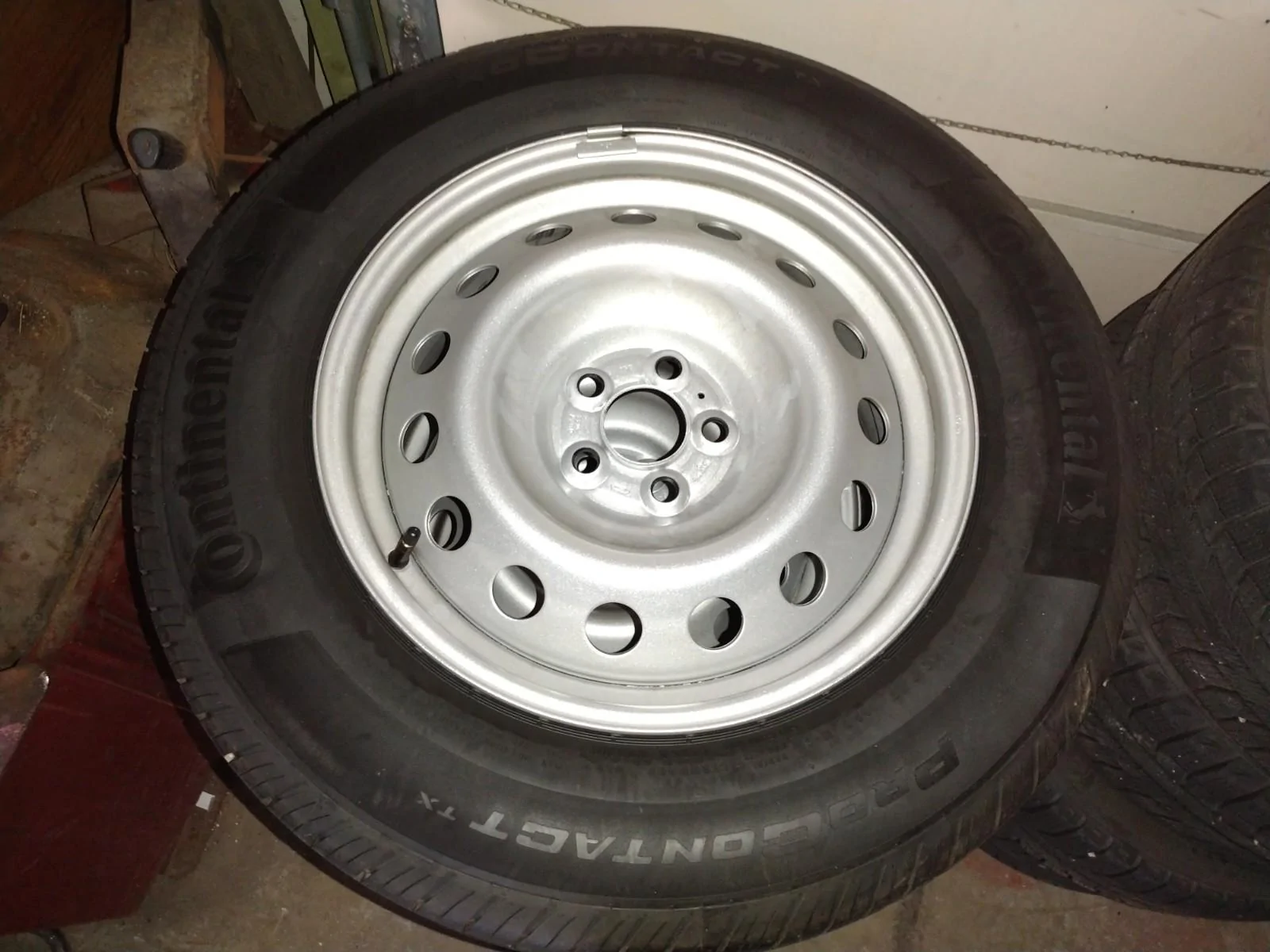 Ford Maverick Complete set 17" Steelies with Continental Tires mav tire set