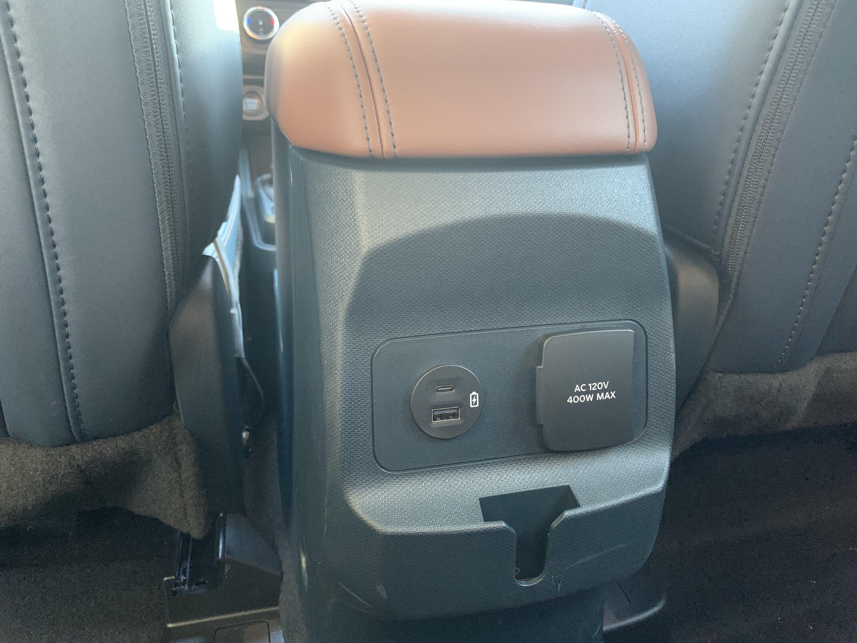 Ford Maverick 2023 Lariat Hybrid available $35000 IMG_6331