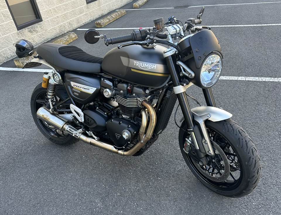Ford Maverick Motorcycle riders, let’s see your ride. 378189920_10231893531667332_6263546740639360501_n