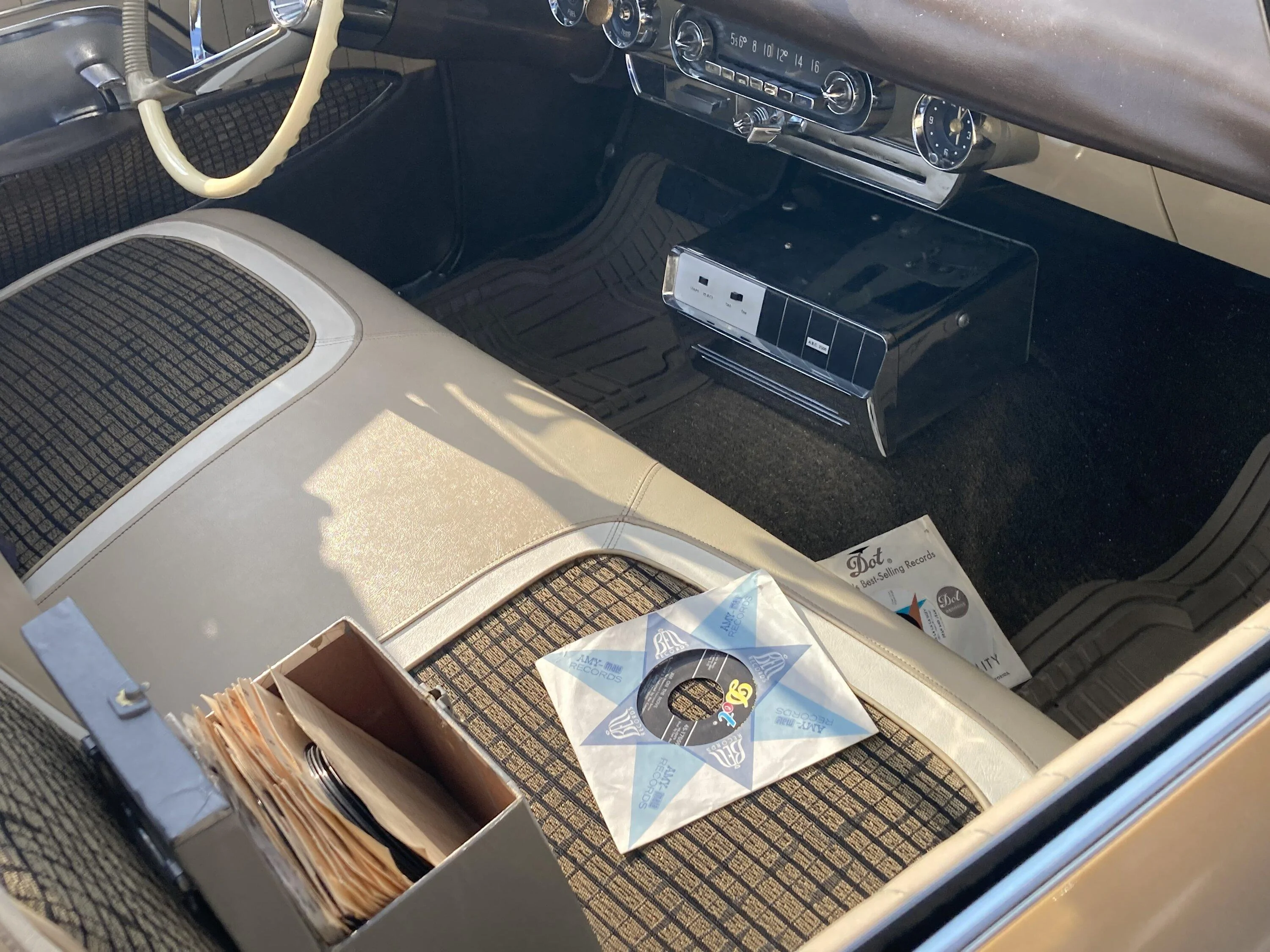 Ford Maverick XM Radio IMG_8005