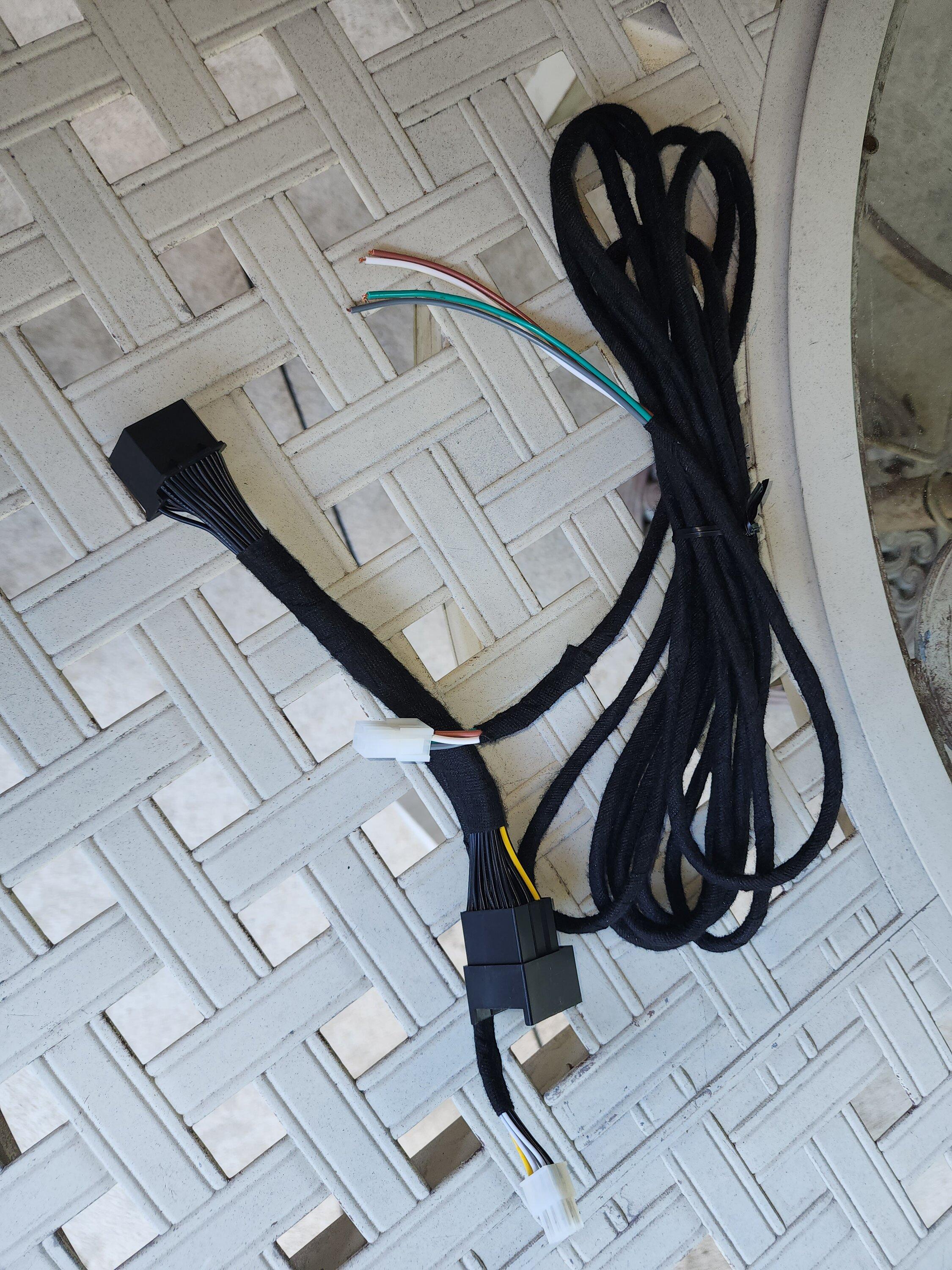 Ford Maverick Inexpensive (relatively) sub-woofer install. 20230914_152729