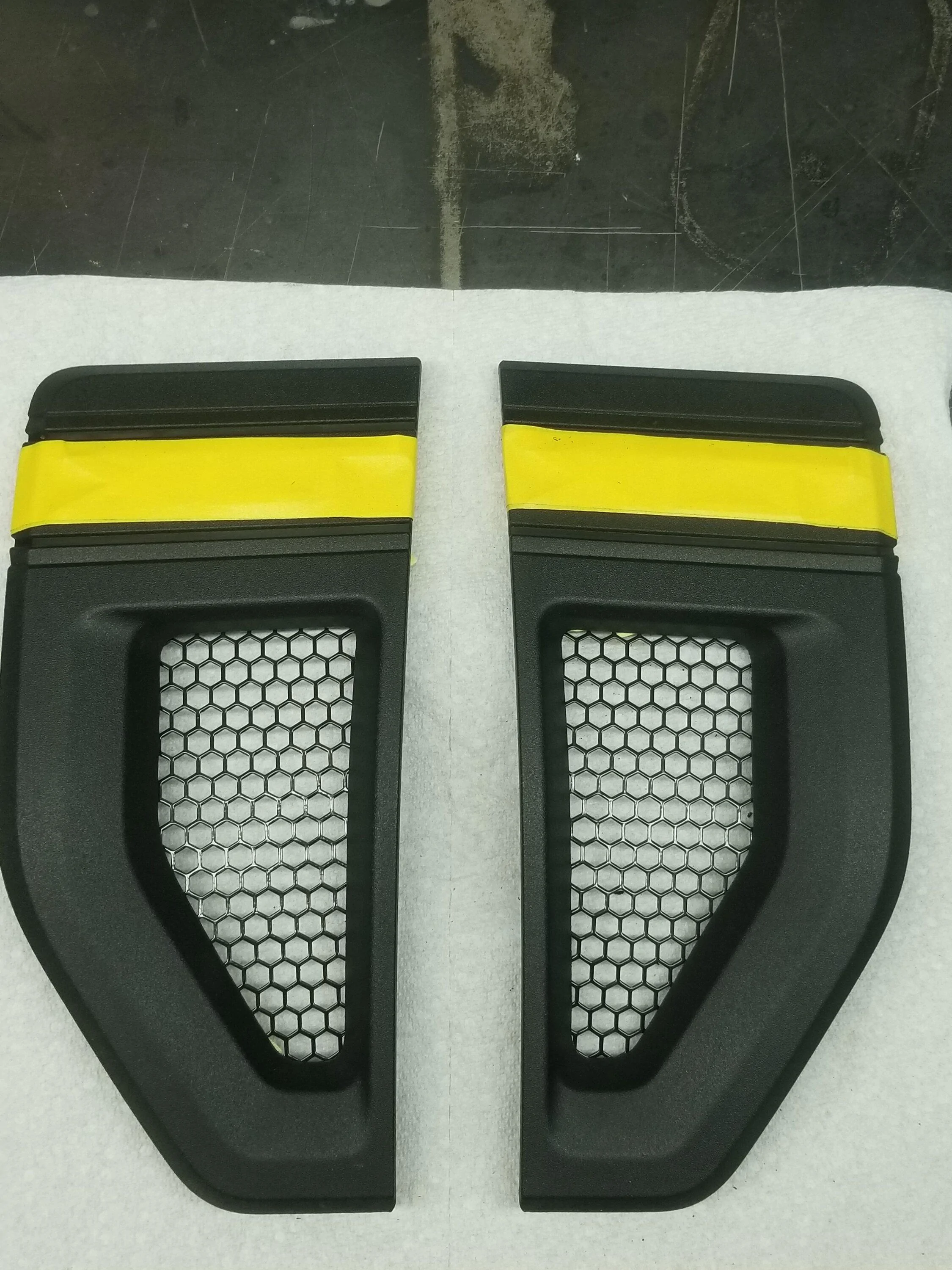 Ford Maverick DIY Customized Side Fender Vent, Badge, Light 20230918_204318