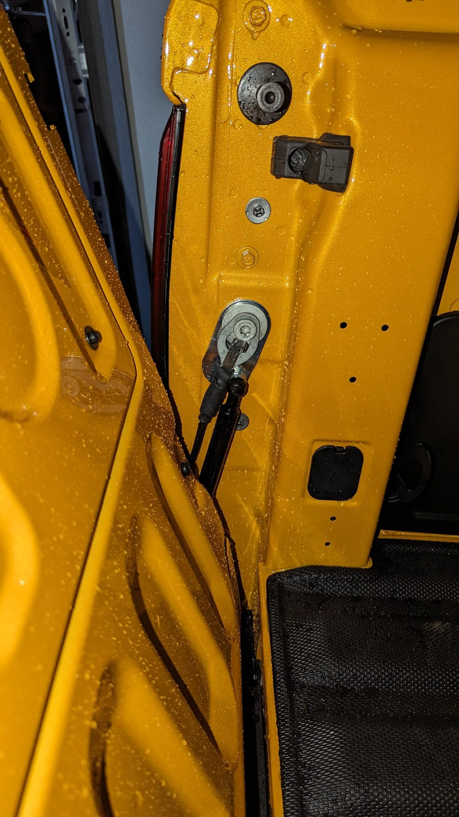 Ford Maverick Tailgate Assist Update PXL_20230921_011057372