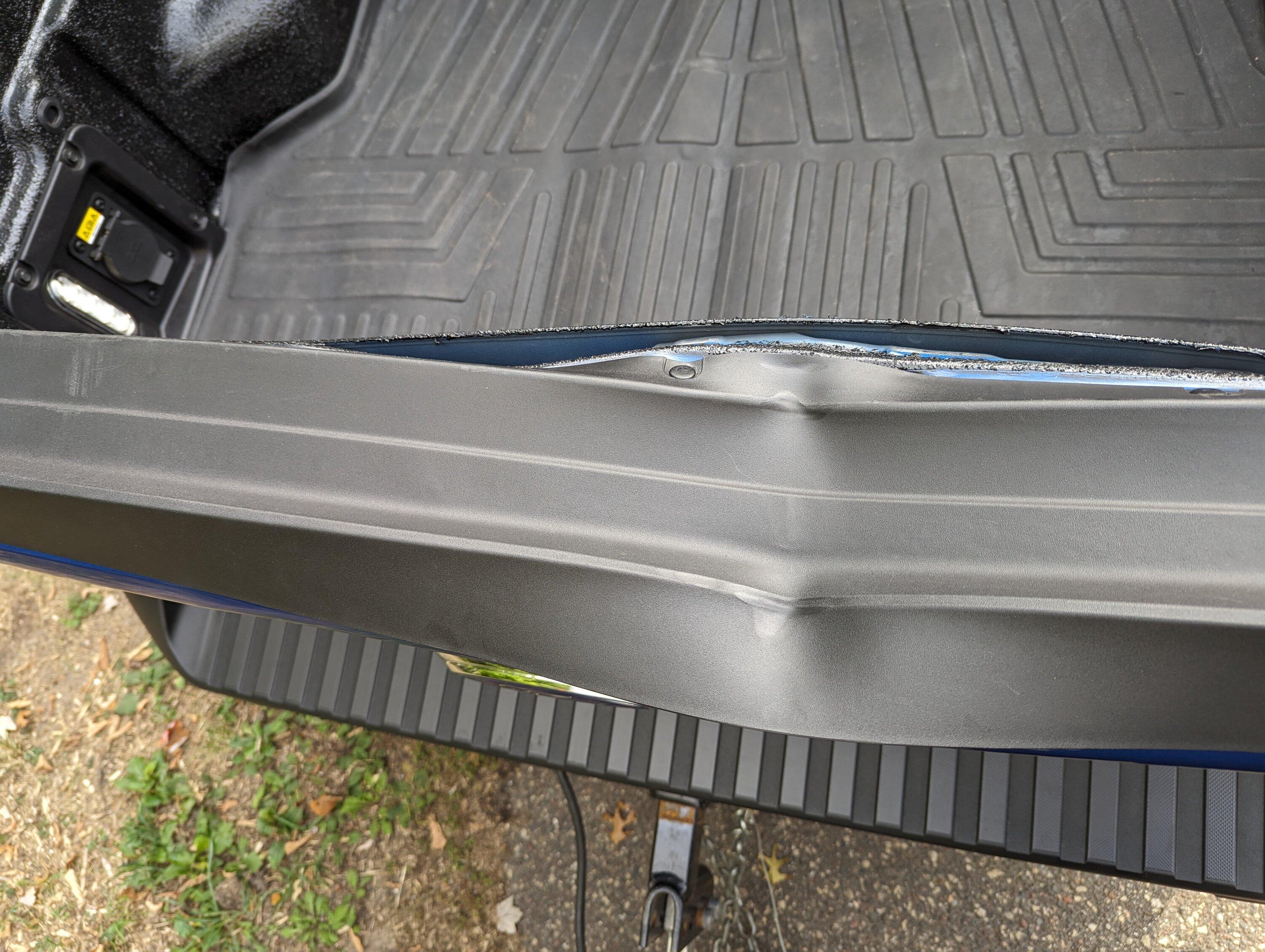 Ford Maverick Need Tailgate replacement, had and accident while towing, help! PXL_20230923_201719845