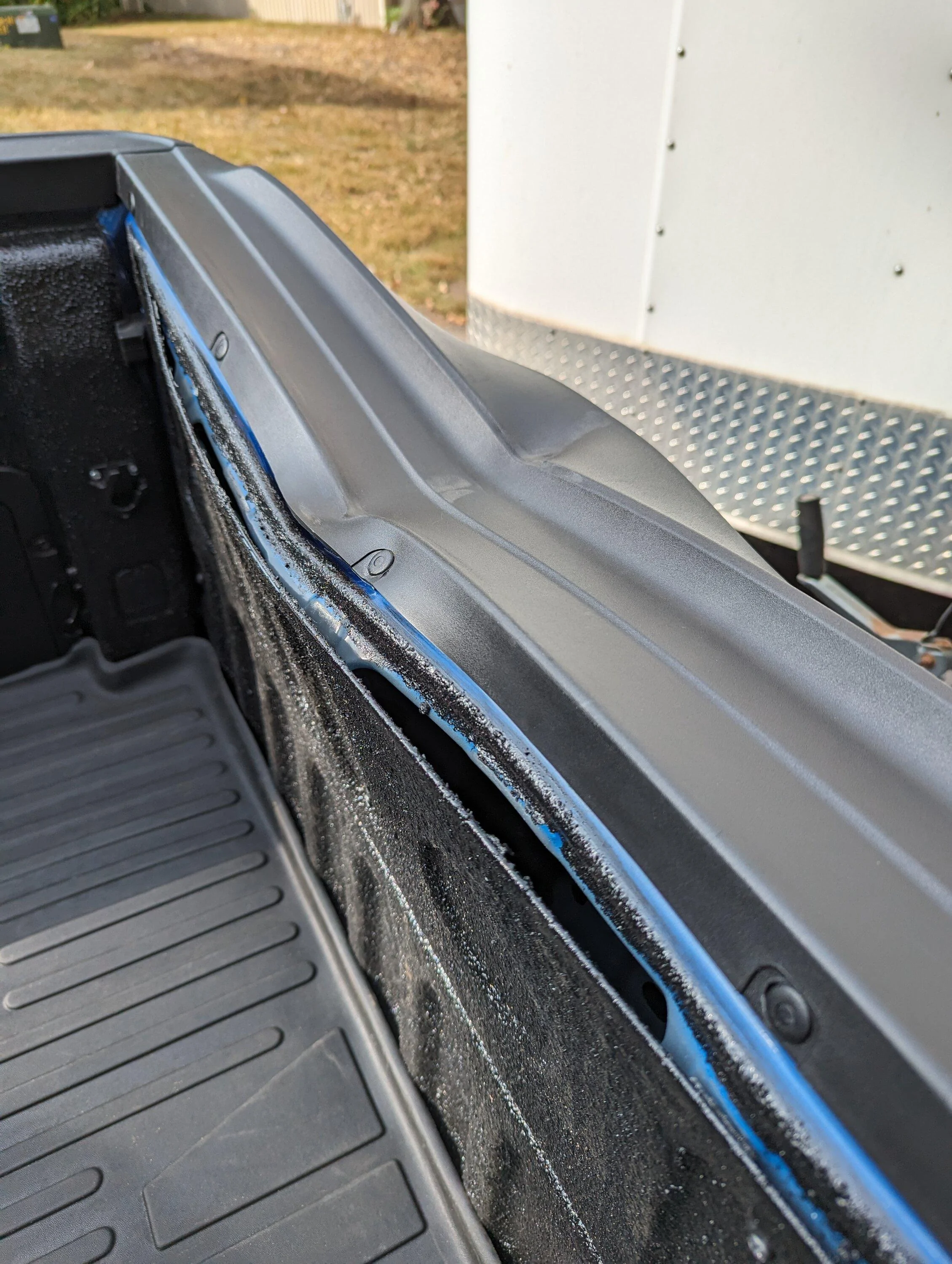 Ford Maverick Need Tailgate replacement, had and accident while towing, help! PXL_20230923_202318723