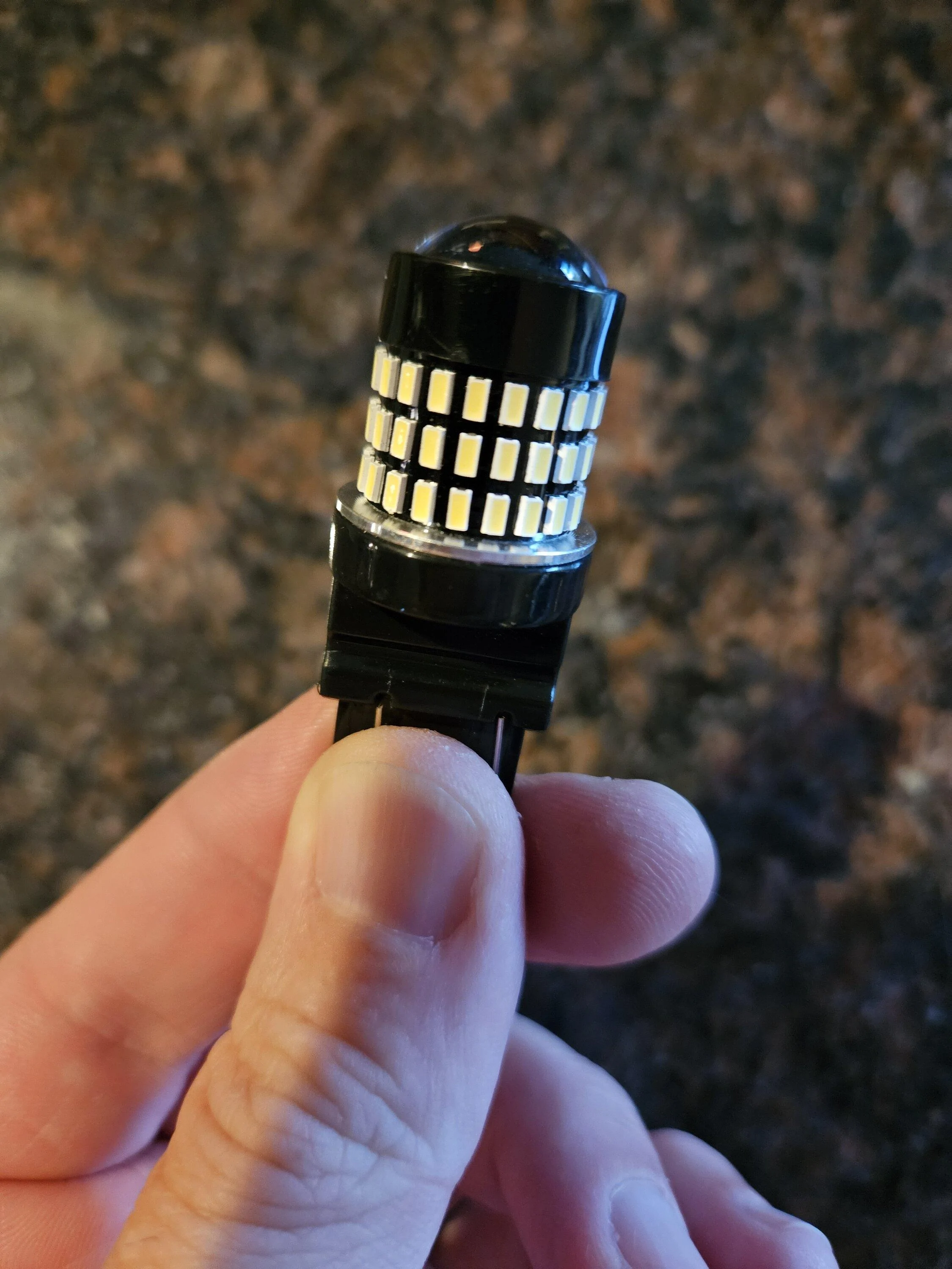 Ford Maverick LED bulbs 20230925_185612