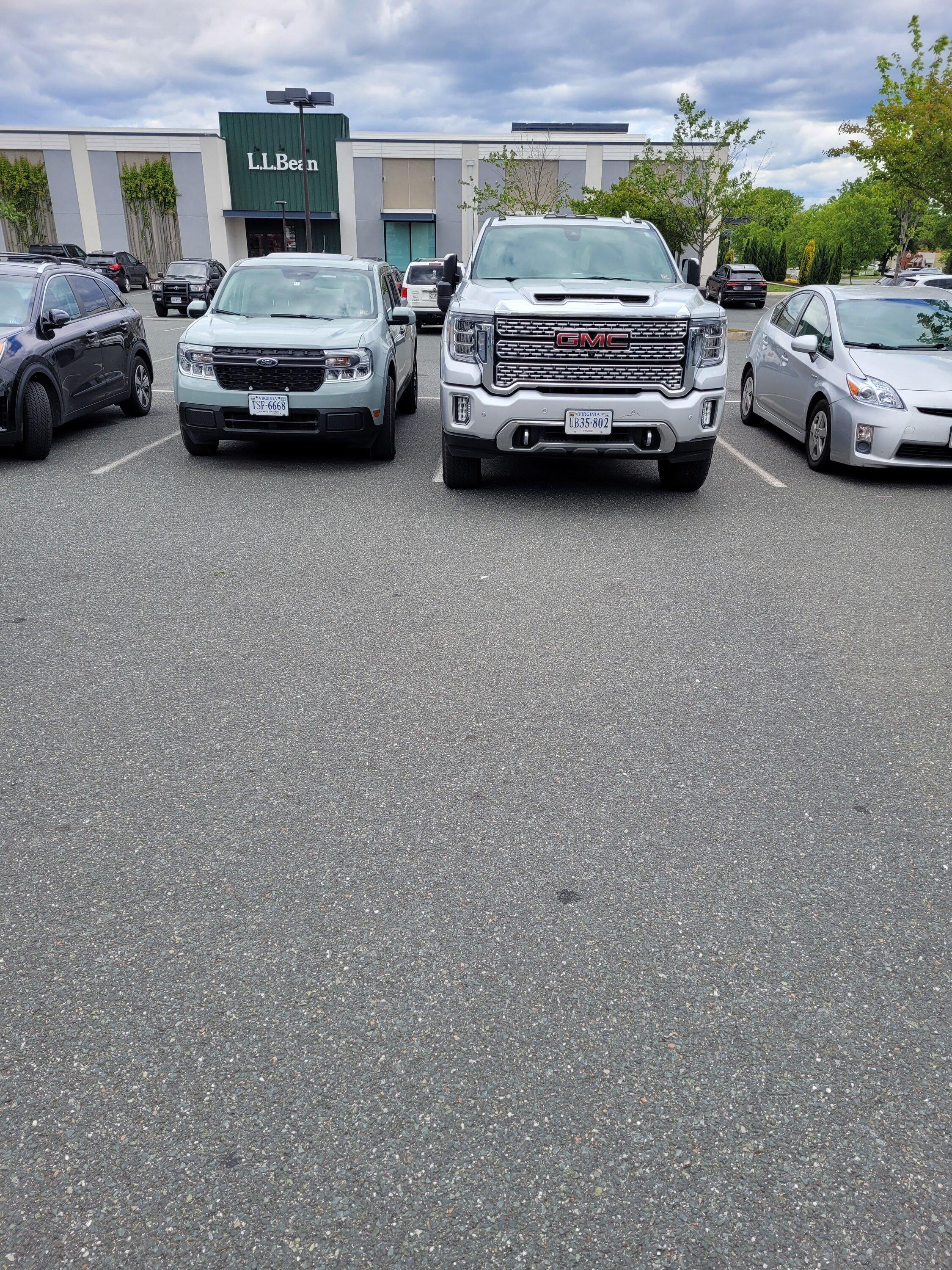 Ford Maverick Post your Maverick next to ridiculously large trucks - photos thread 20230503_130718