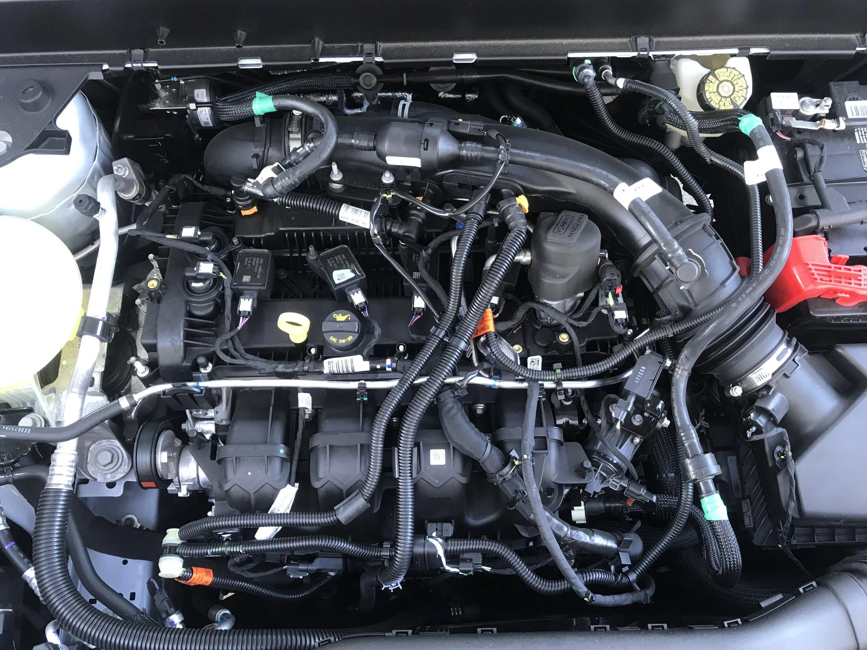 Ford Maverick 2.0L engine cover from Lincoln Nautilius compatible on Maverick Ecoboost? 0979596F-5645-483B-AEBB-FE0FC6441778