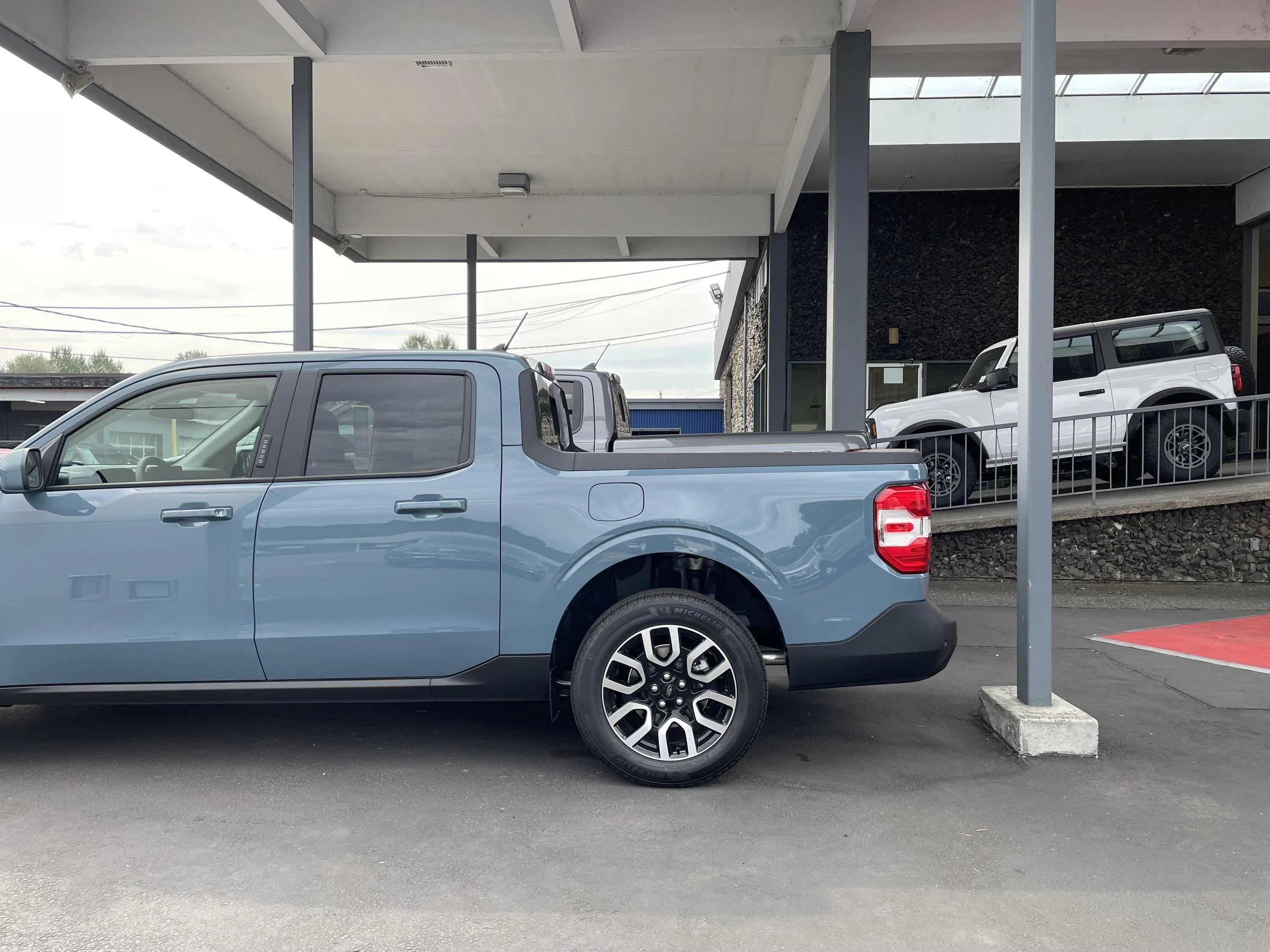 Ford Maverick Post your Maverick next to ridiculously large trucks - photos thread IMG_9663