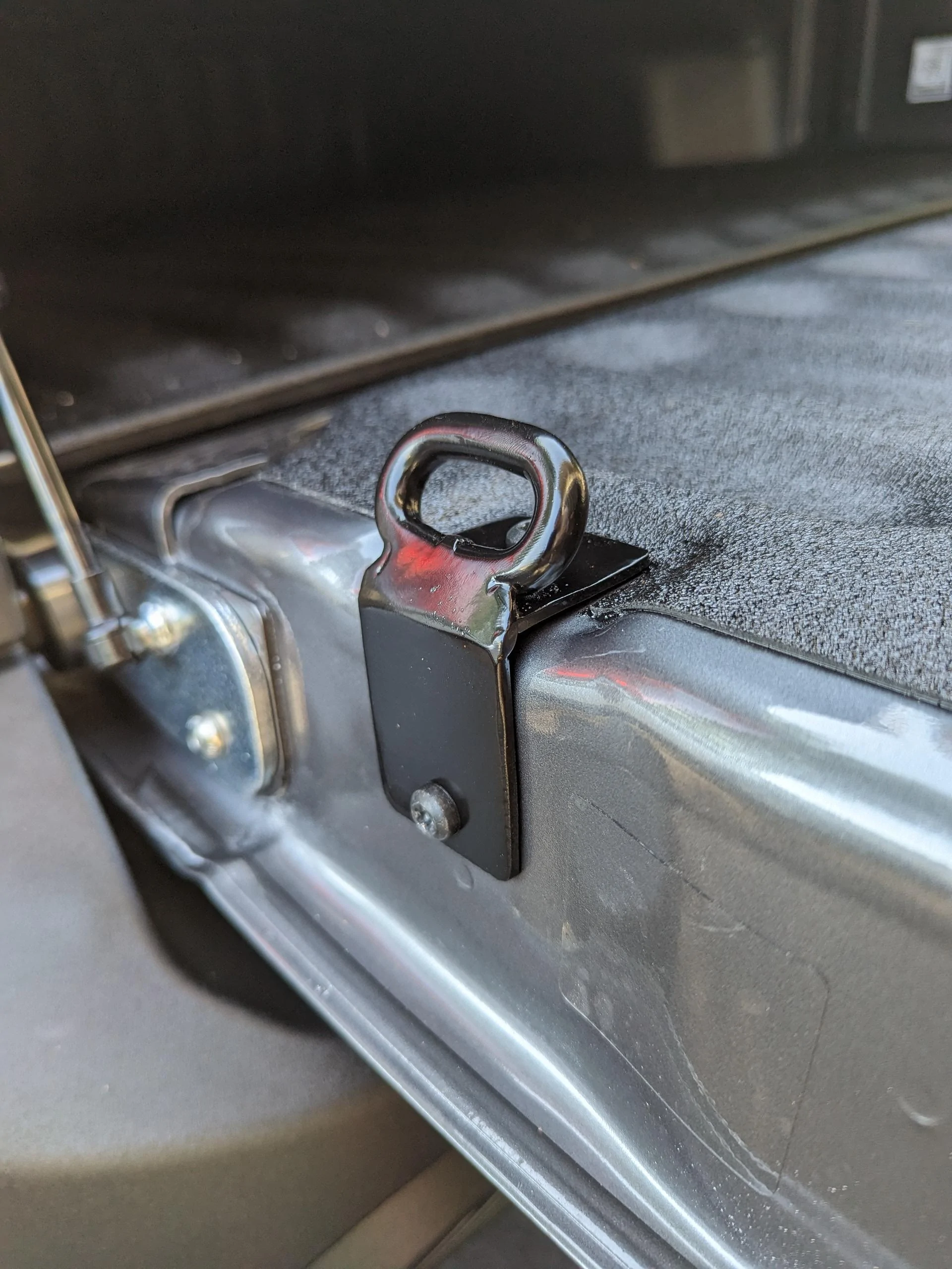Ford Maverick DIY tailgate tiedown that works with tailgate assist strut PXL_20231002_204931585