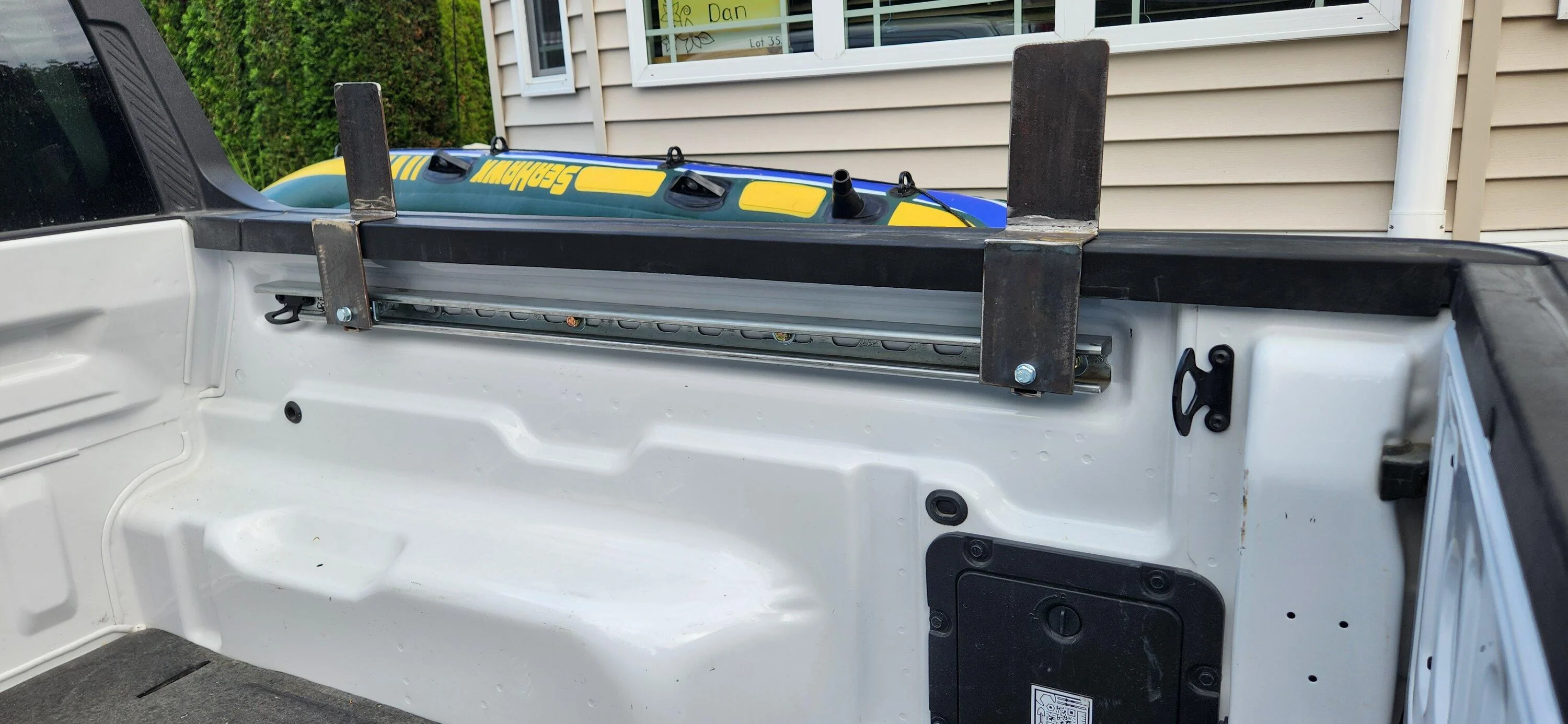 Ford Maverick Home made DIY bed rack that works with hard tonneau - for RTT or whatever. 20230728_185028
