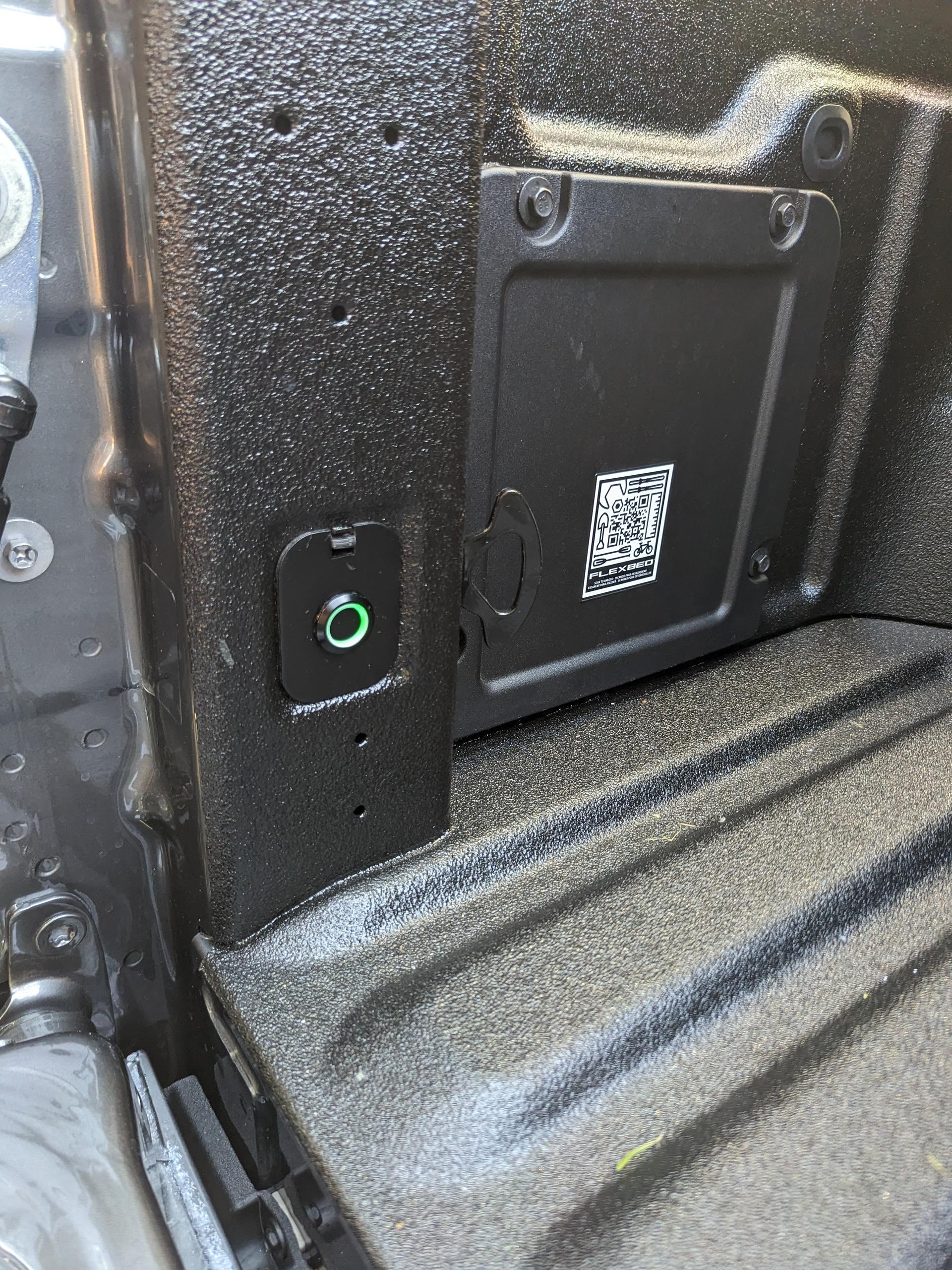 Ford Maverick Bed lighting with magnetic tailgate switch installed PXL_20231001_185118944