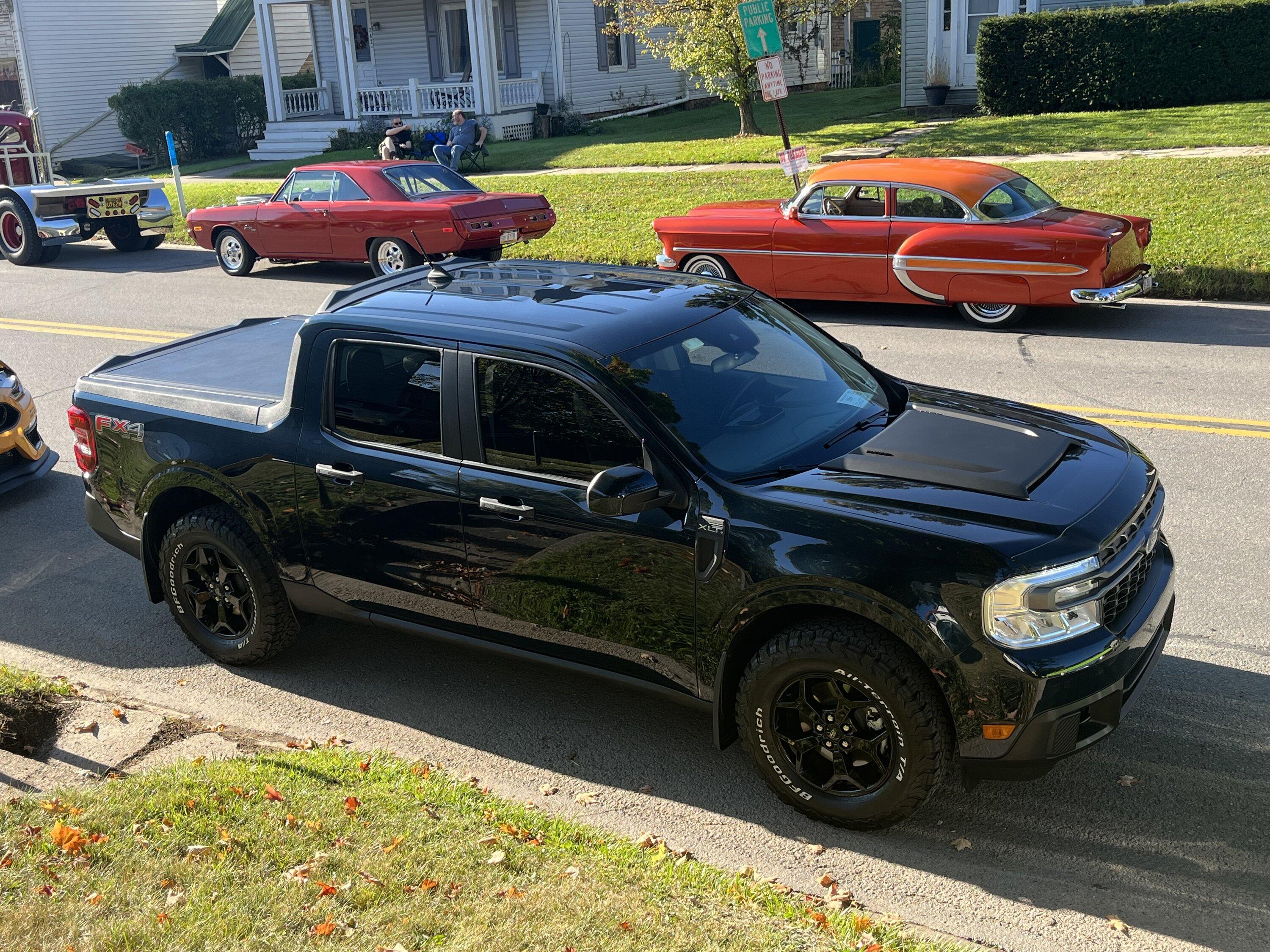 Ford Maverick 245/70/R17 tires fit on factory FX4 Maverick (no rubbing) IMG_0738