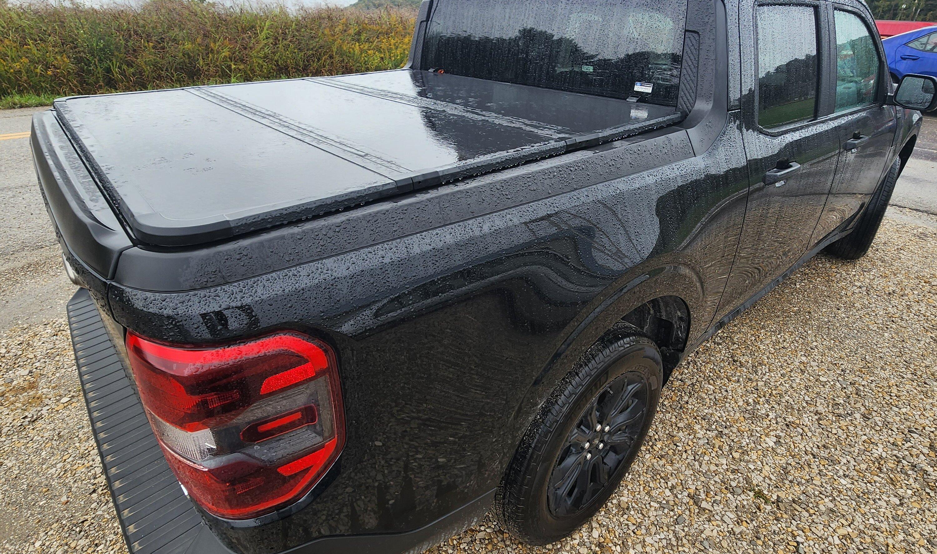 Ford Maverick eBay hard Tri-Fold tonneau !! 20231006_103001