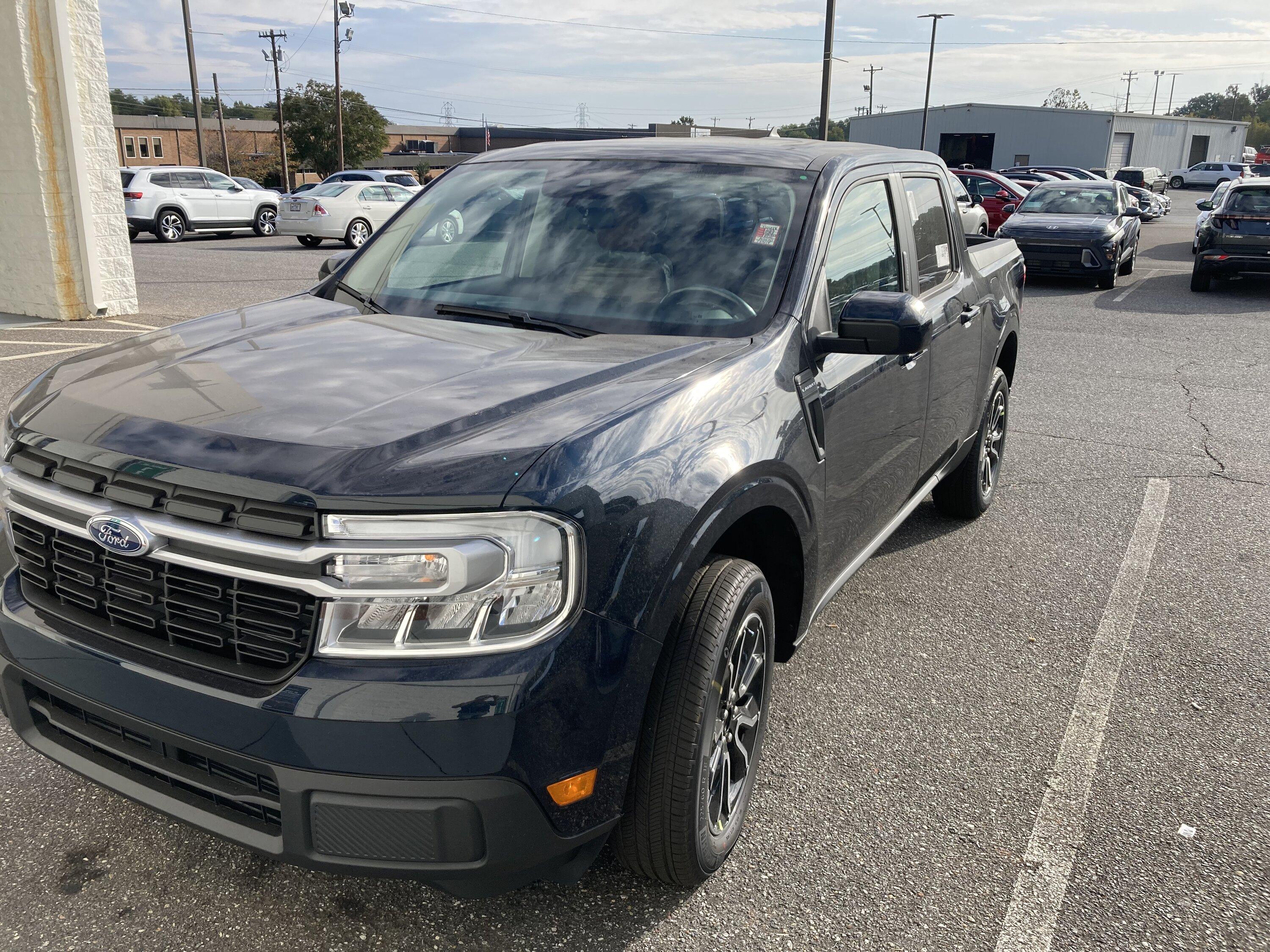 Ford Maverick Picked up new Lariat this morning IMG_2310