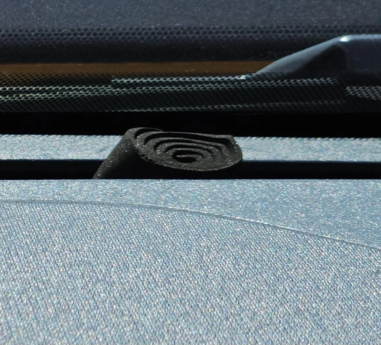 Ford Maverick How to open up the dash? Rattle driving me INSANE 20231008_120448