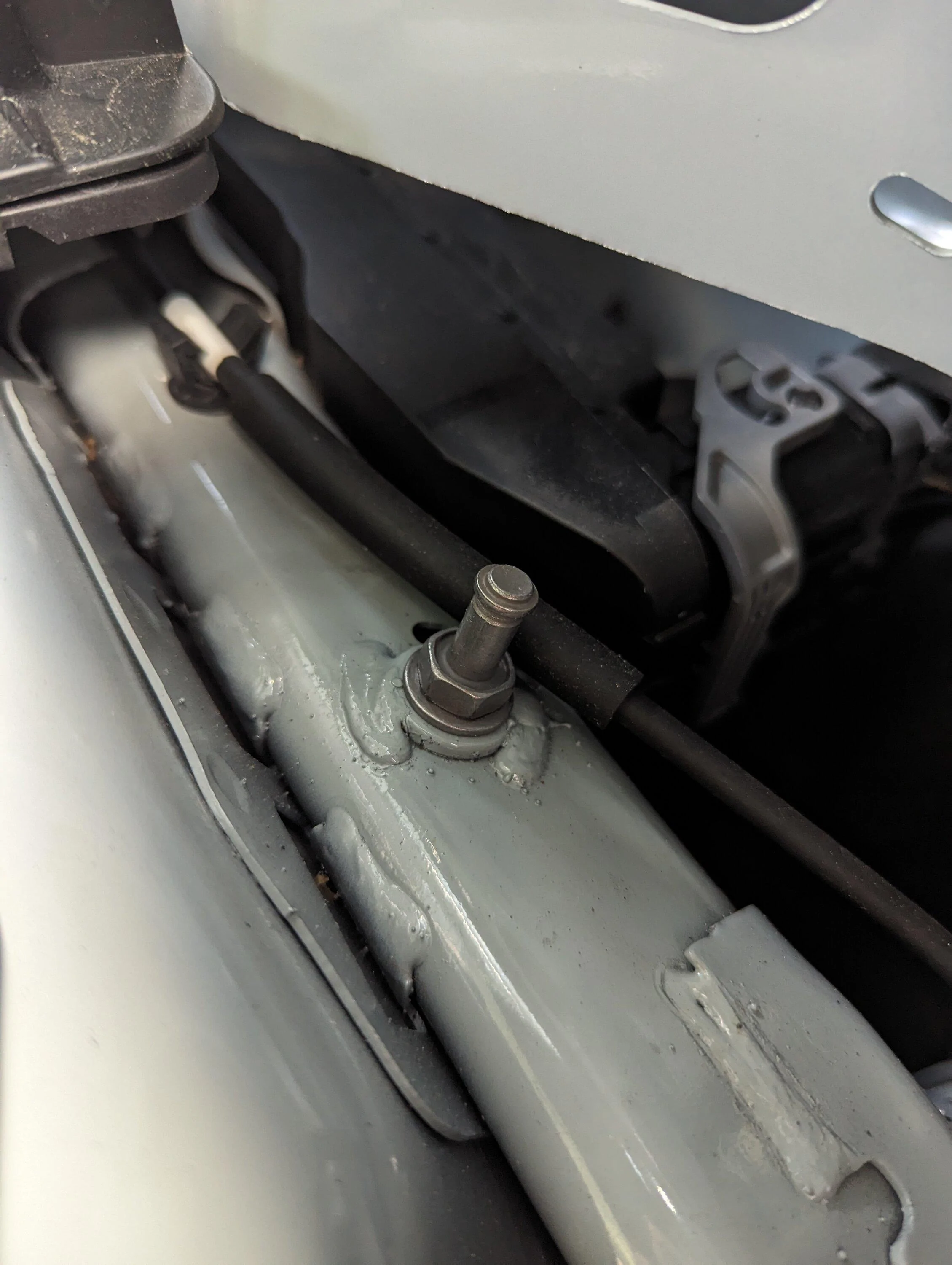Ford Maverick 23 Hybrid w/ Lightbar Ground Location/Issues...Solved 6