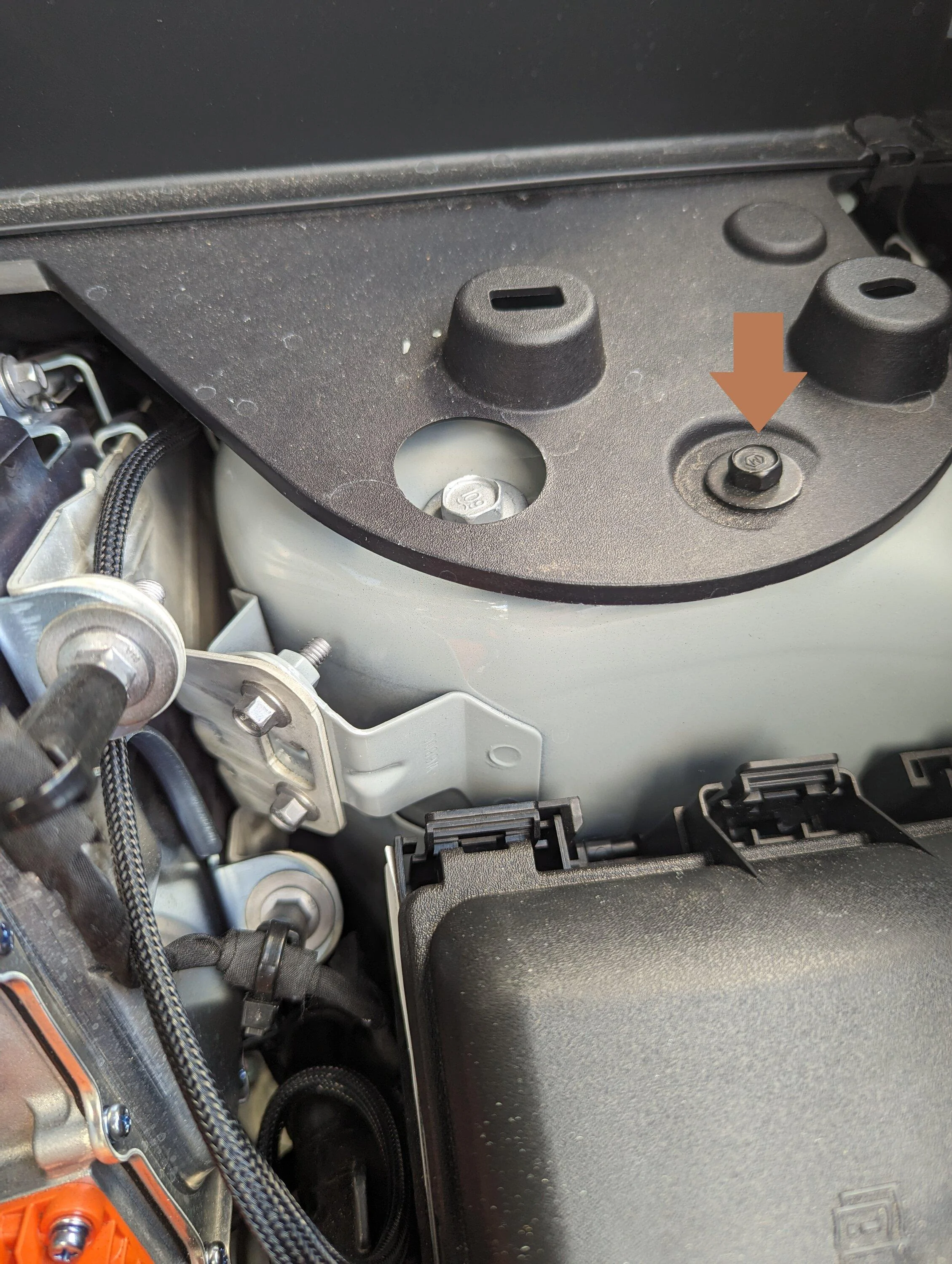 Ford Maverick 23 Hybrid w/ Lightbar Ground Location/Issues...Solved 7