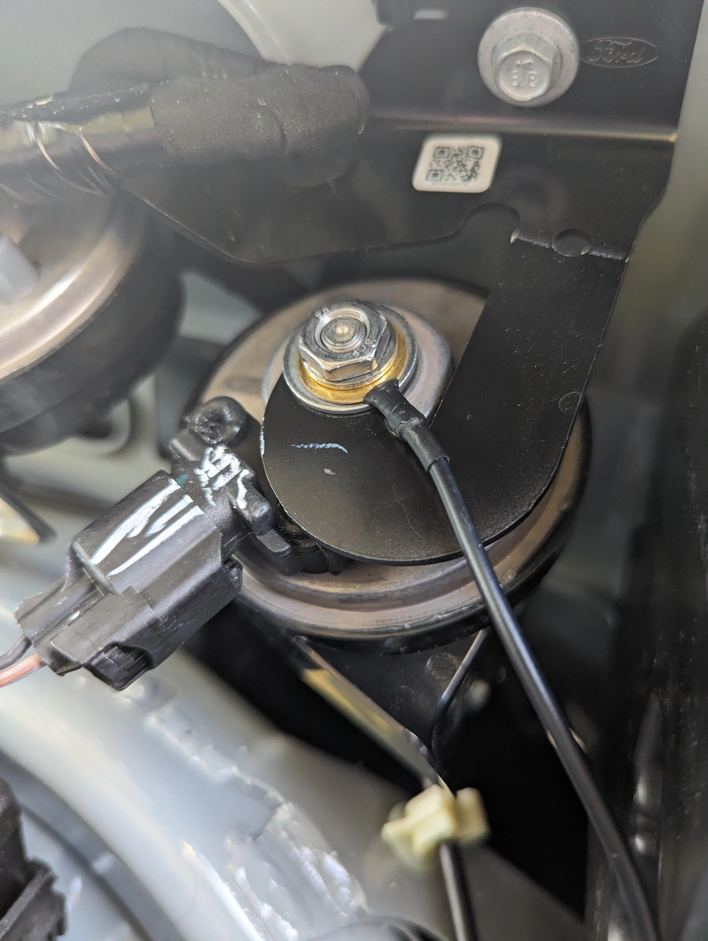 Ford Maverick 23 Hybrid w/ Lightbar Ground Location/Issues...Solved 8