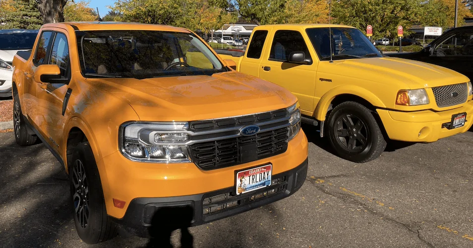 Ford Maverick Maverick and a Ranger Splash! Size and color comparison Screen Shot 2023-10-12 at 7.08.13 PM