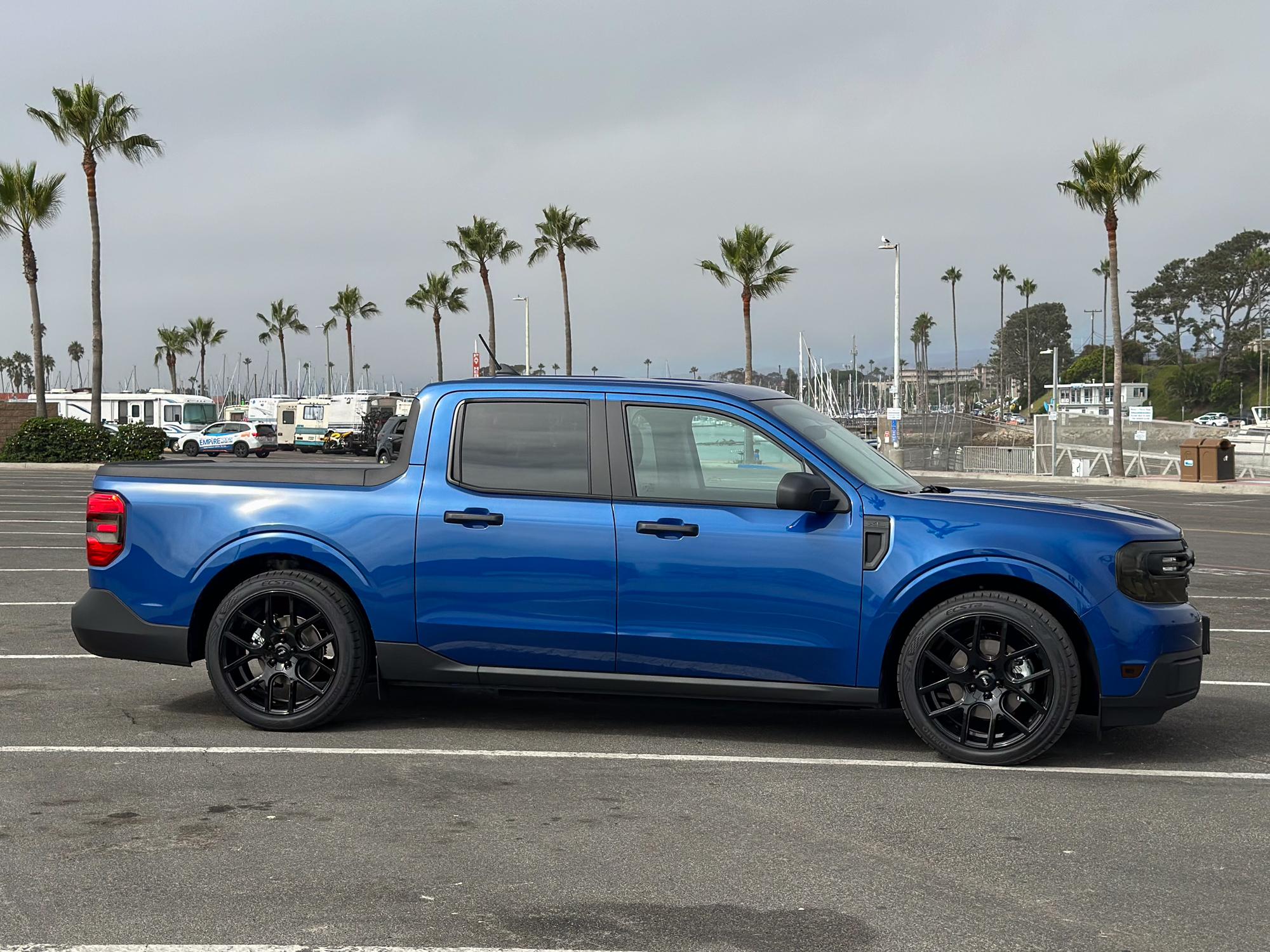 Ford Maverick '23 Hybrid XL, Atlas Blue, Lowered (Before & After) on 20's 1697501502713