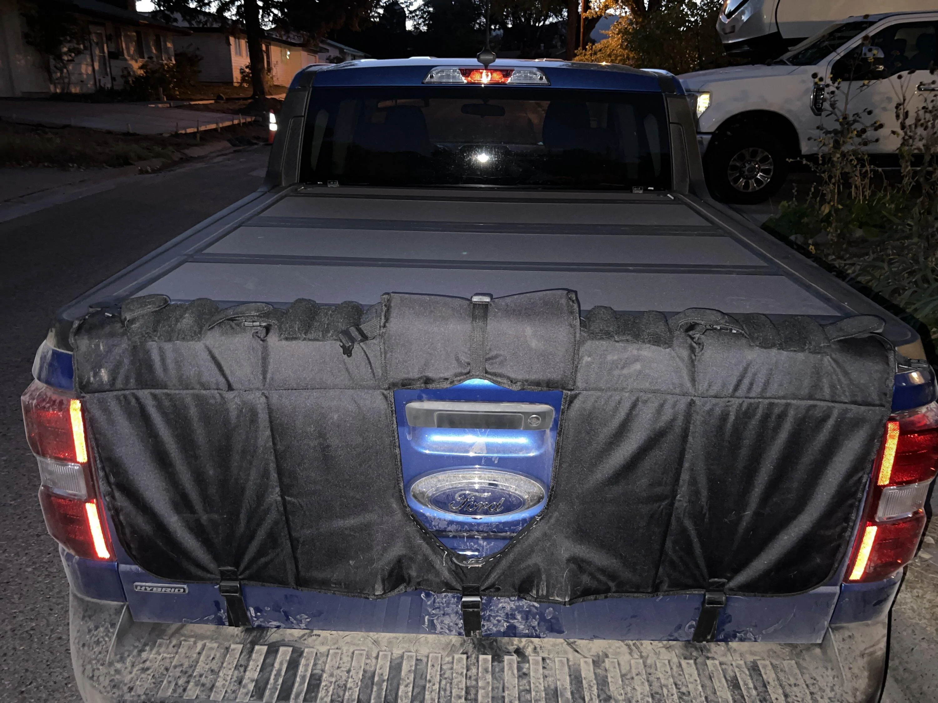 Ford Maverick Tailgate bike rack + tonneau imag