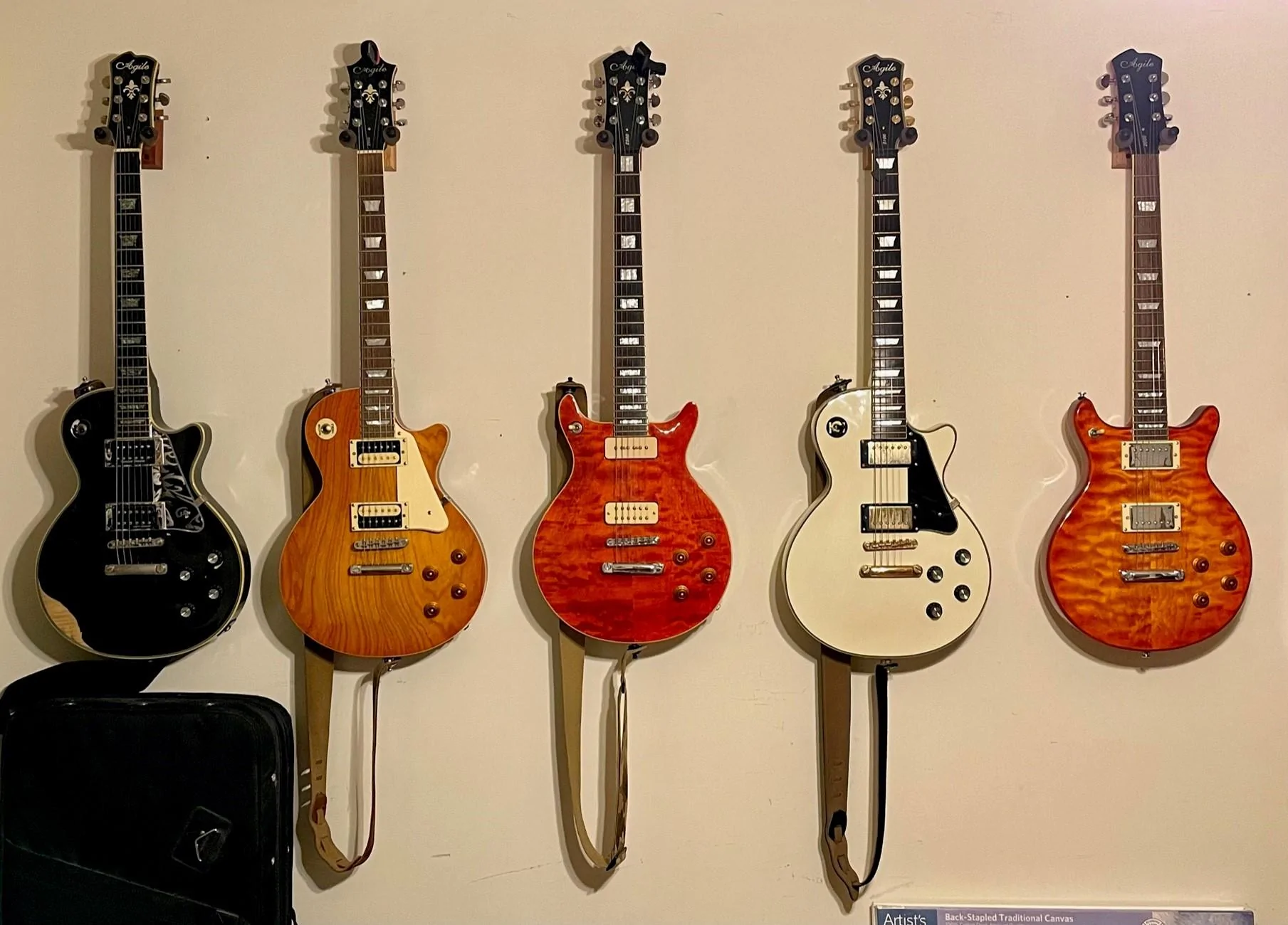 Ford Maverick How many guitars can you put in a Maverick's bed? agiles