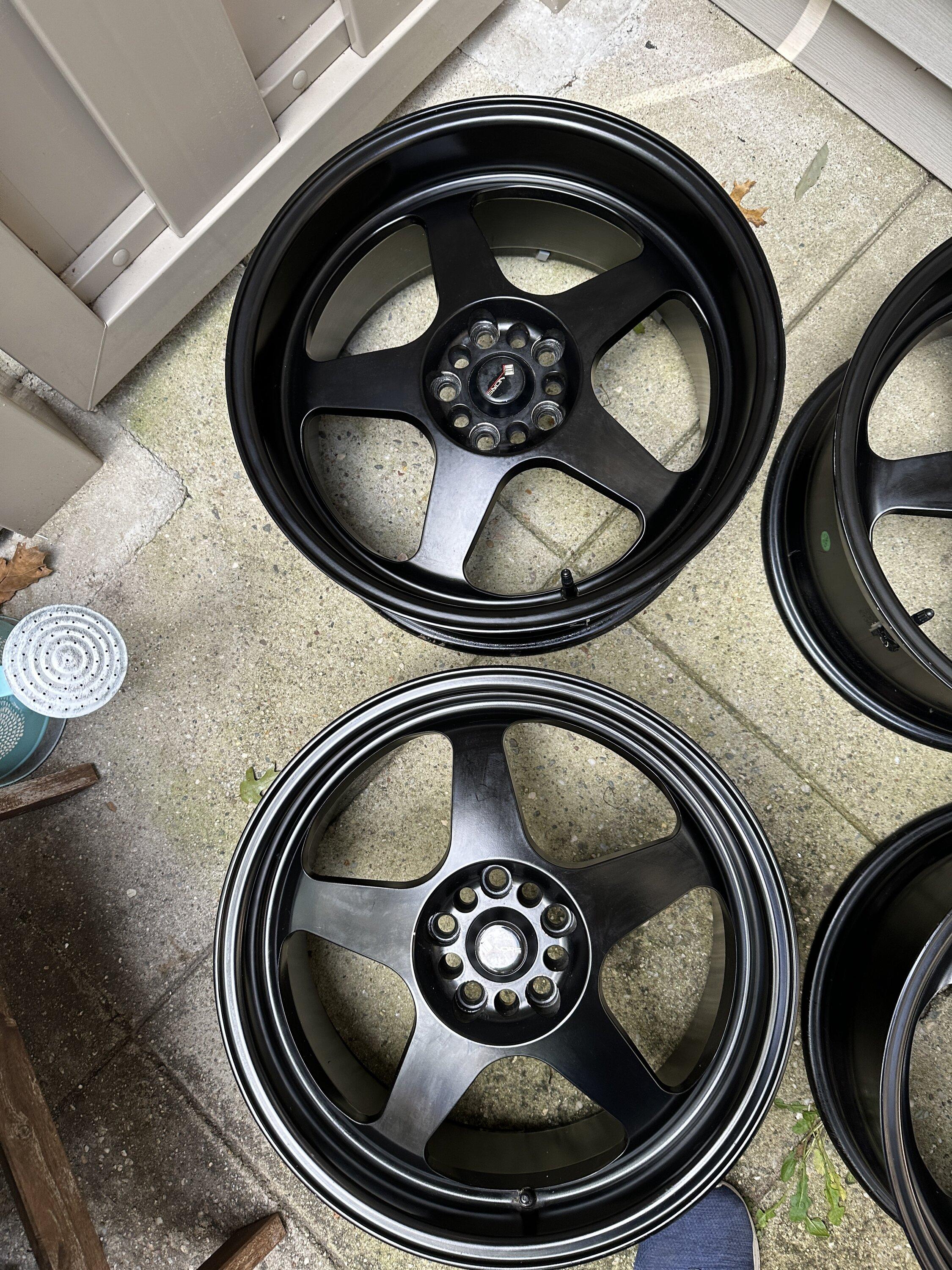Ford Maverick WTB for fx4 or XLT wheels IMG_1965