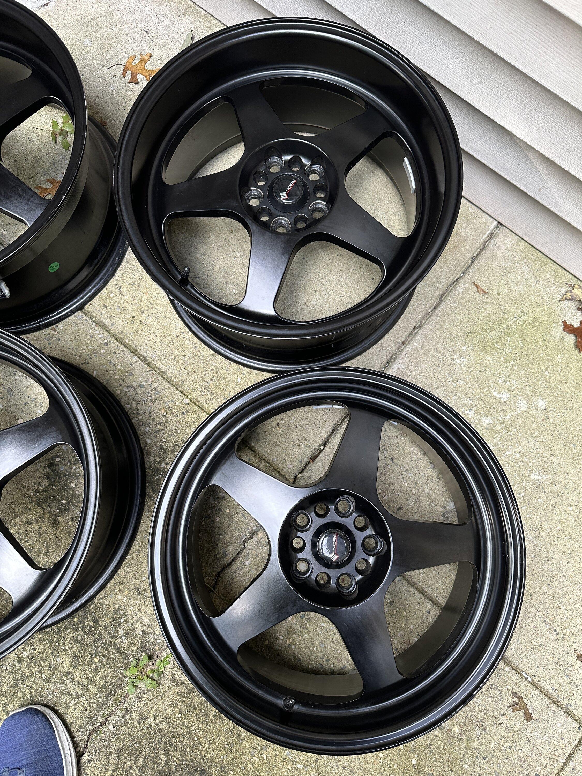 Ford Maverick WTB for fx4 or XLT wheels IMG_1966