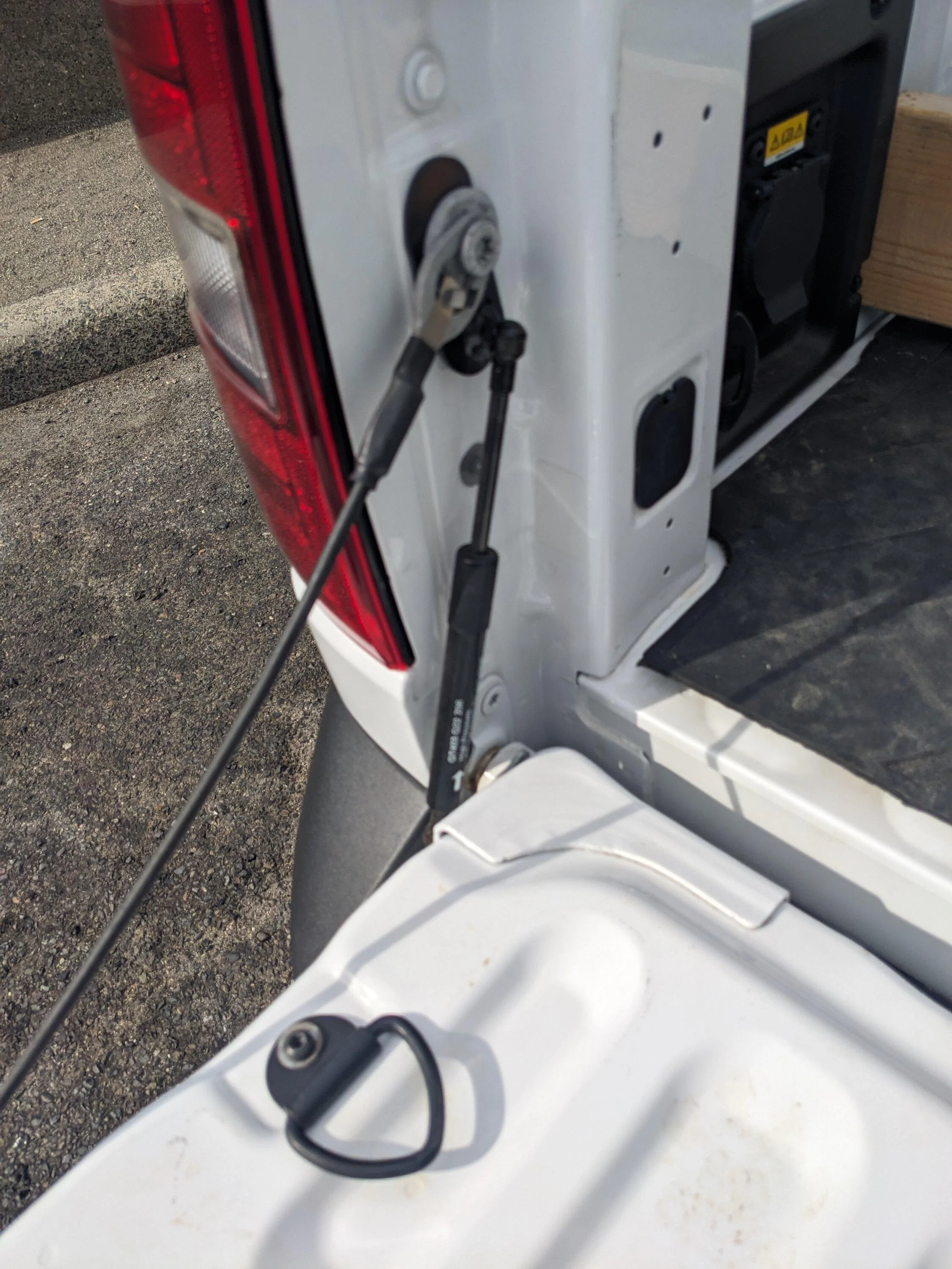 Ford Maverick Is there a reason to not use a single bolt D ring on the floor locations? PXL_20230814_235126316.MP
