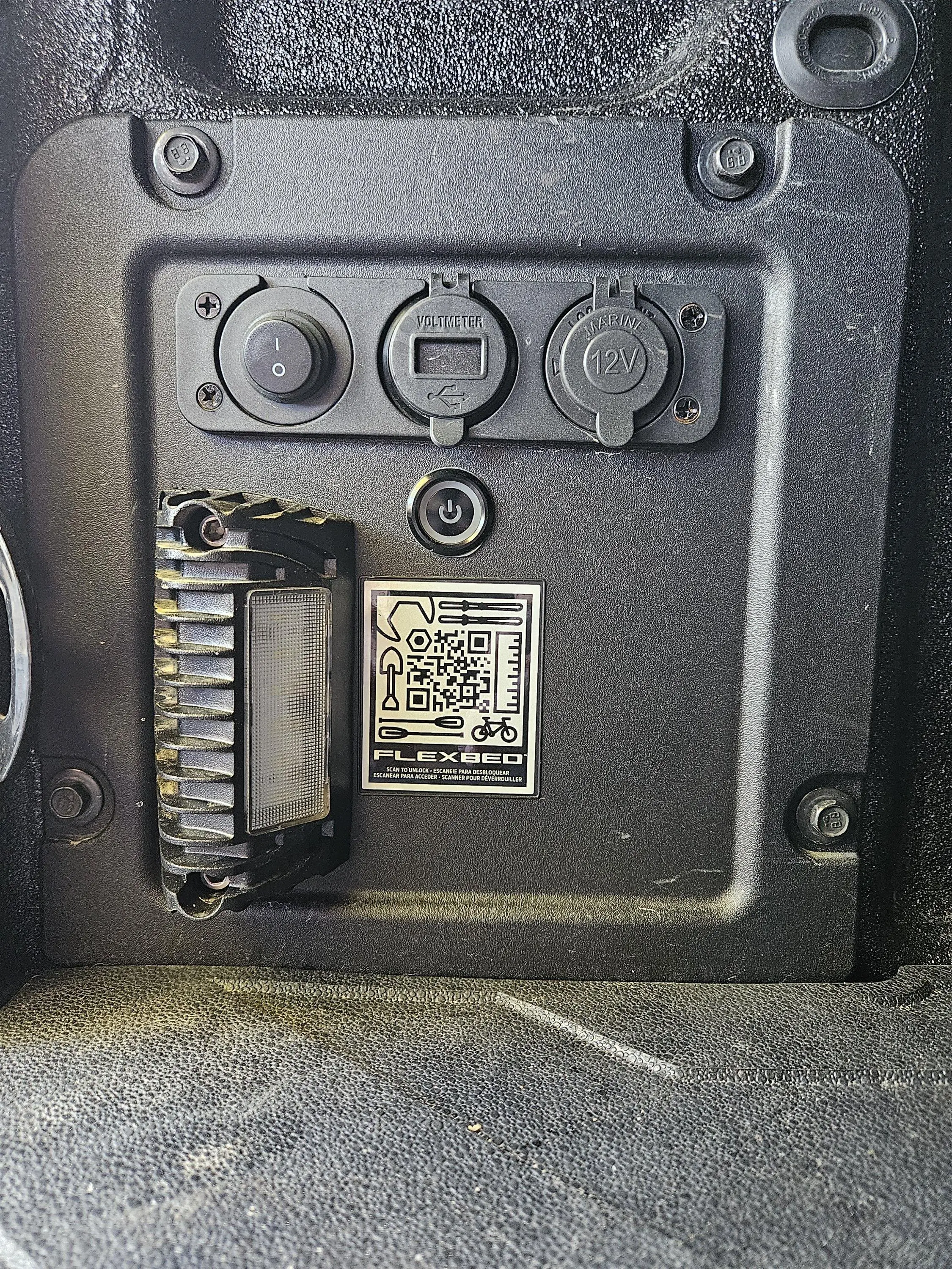 Ford Maverick 12V bed connection? 20231022_093405