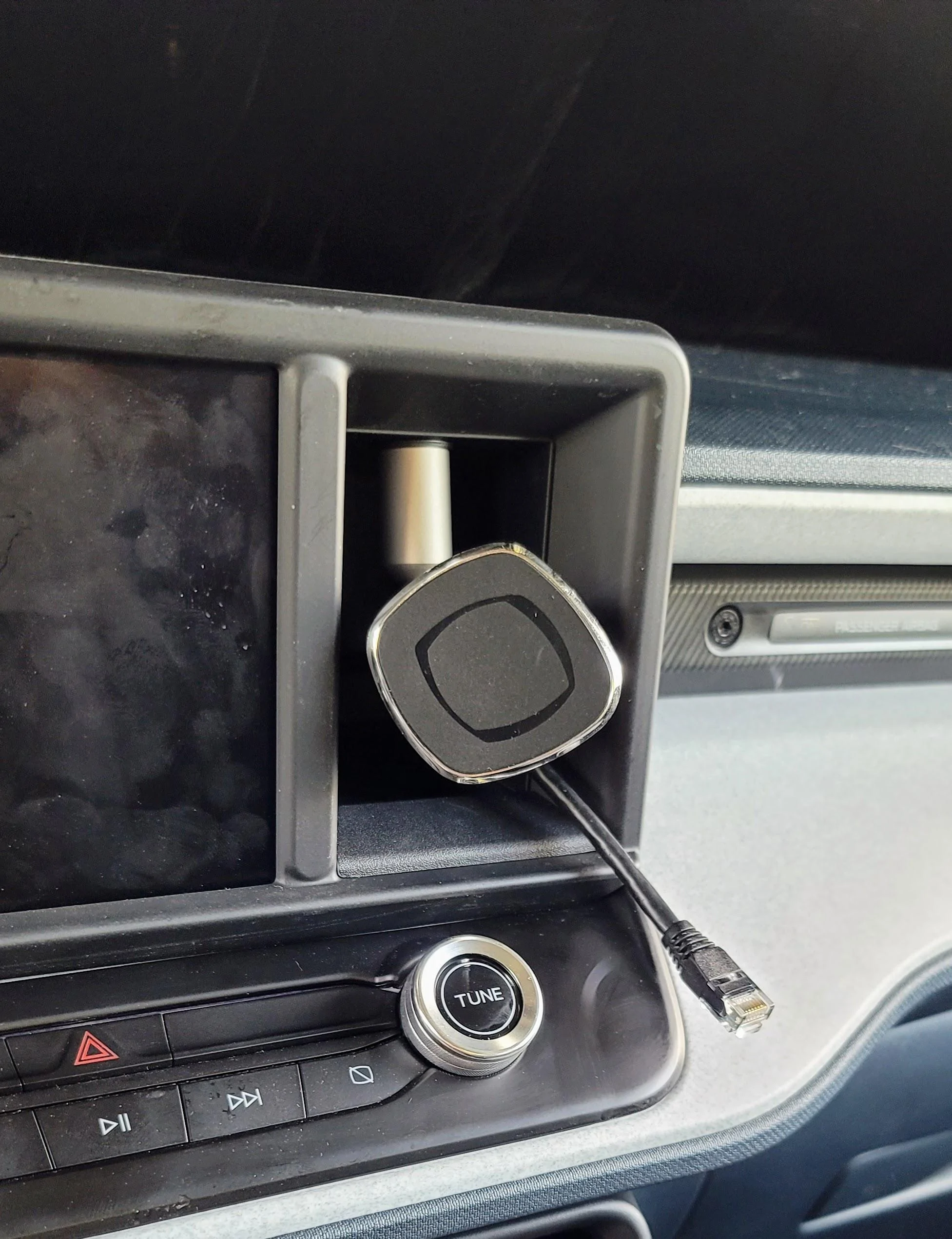 Ford Maverick Cant find good place for cell phone magnetic holder imag