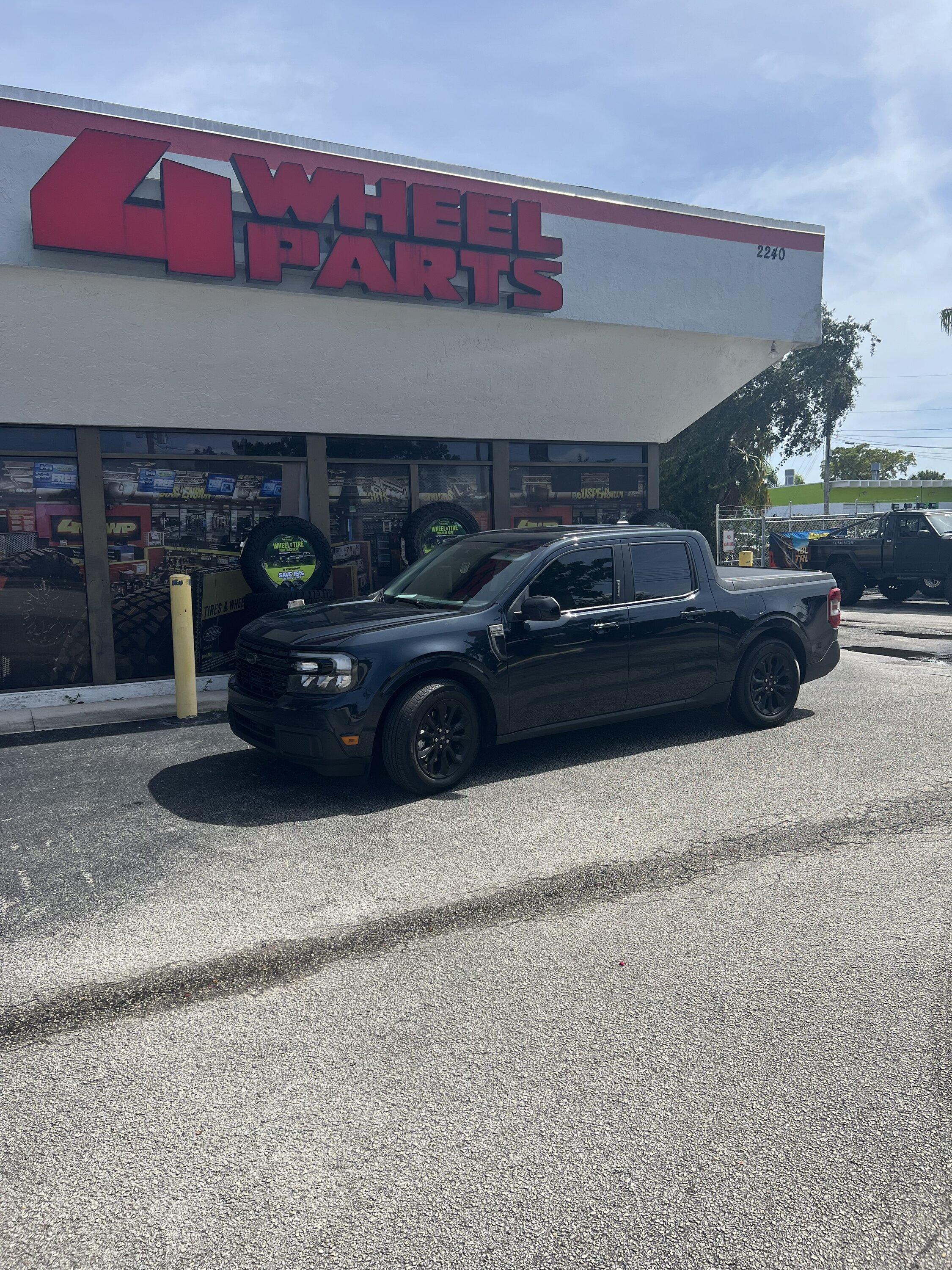 Ford Maverick Any Black Appearance Package Maverick pics? IMG_4504