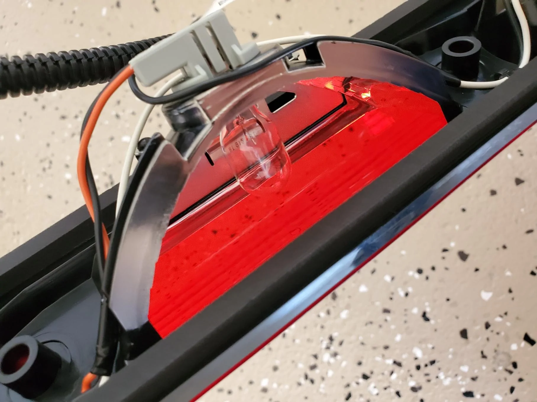 Ford Maverick Headliner, antenna, dome light removal 20231023_113259