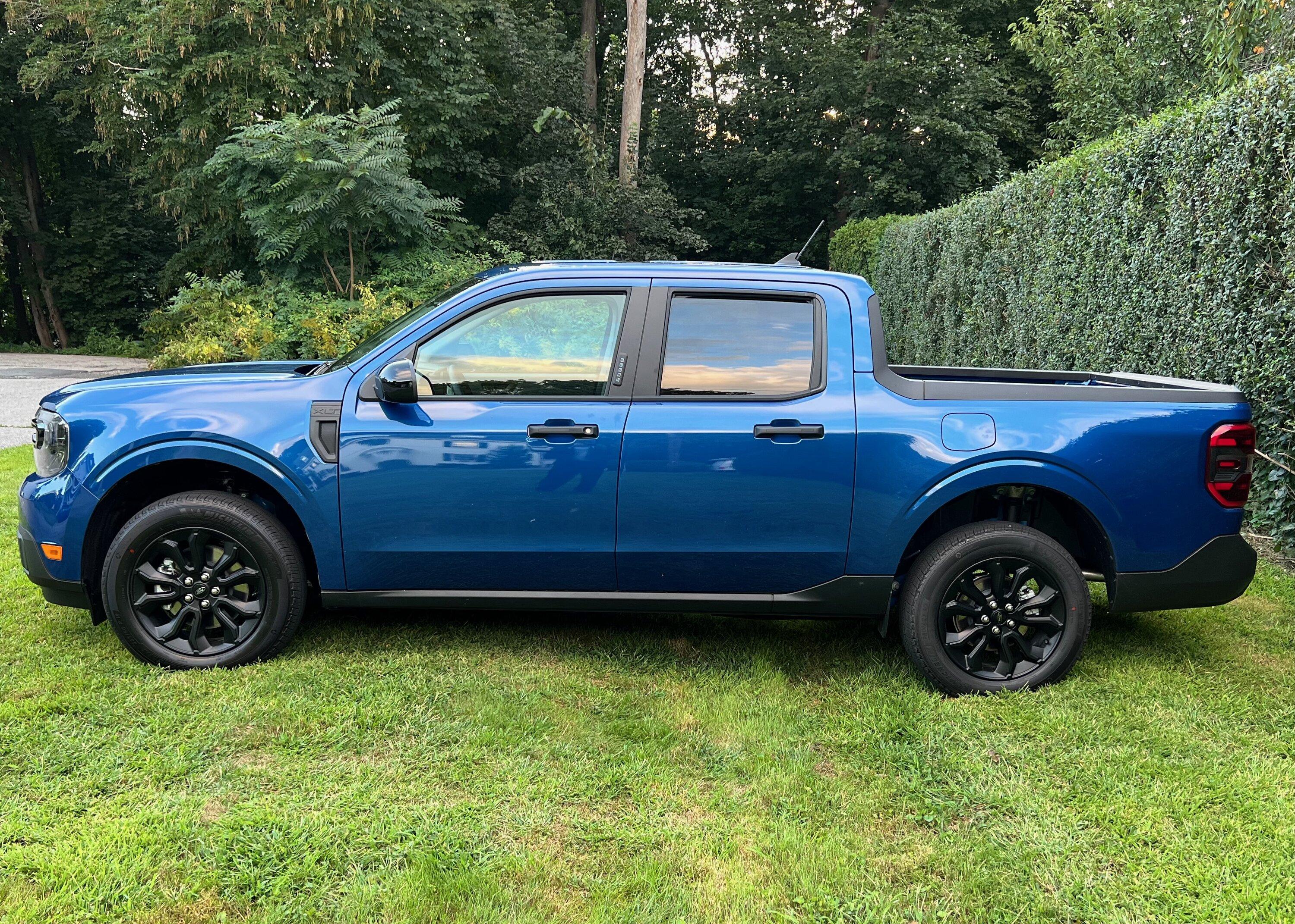 Ford Maverick Those with the Black out Package - Happy? Drivers sid