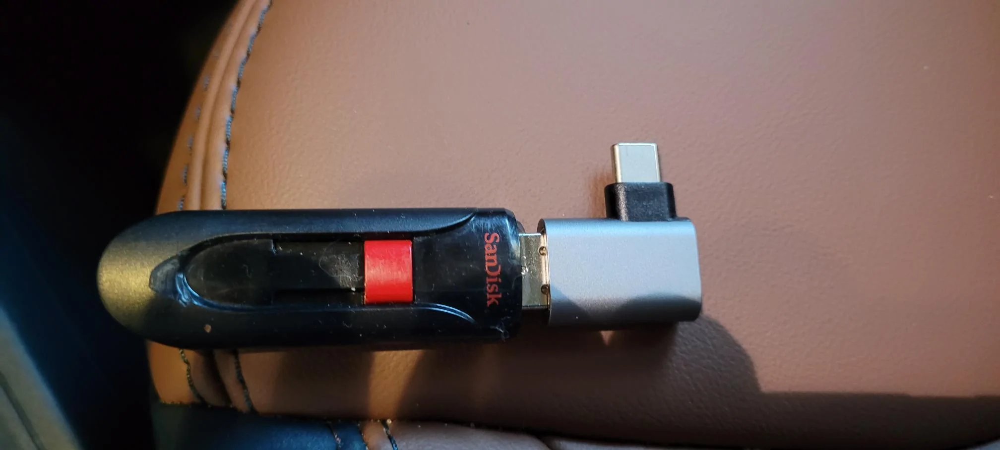 Ford Maverick CD's on/to Thumb Drives SansDisc w rt angl