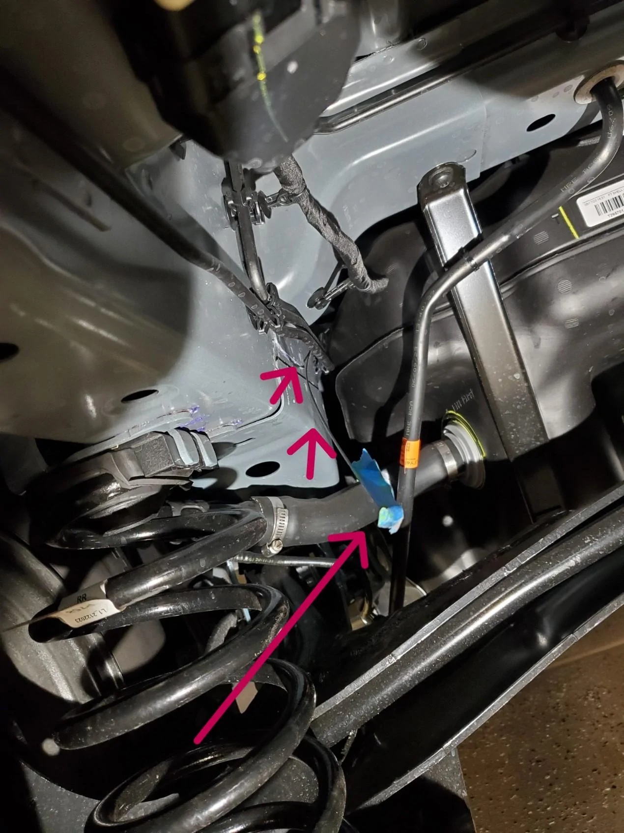 Ford Maverick Headliner, antenna, dome light removal 20231025_151223