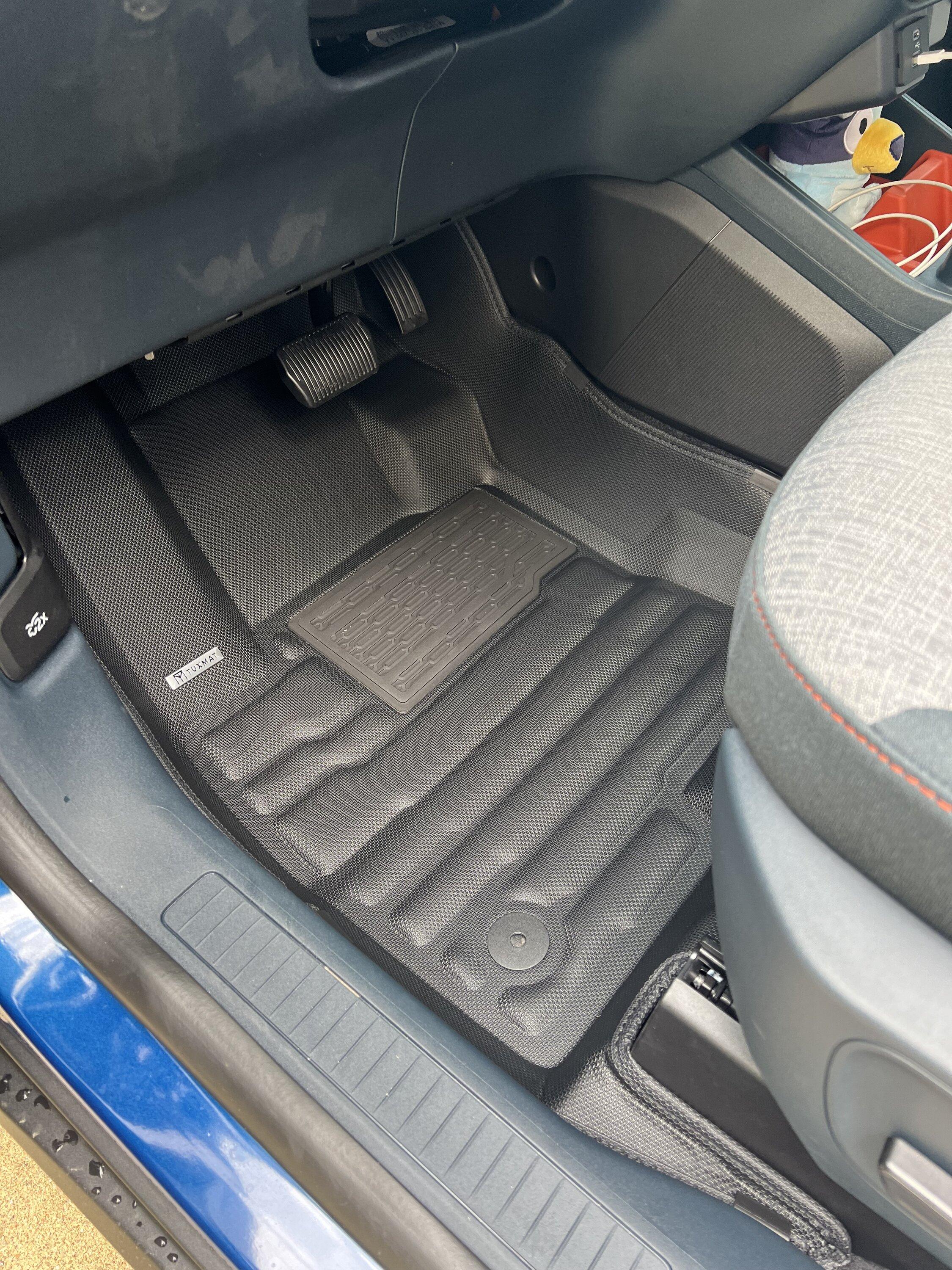 Ford Maverick Do weathertech mats have the passenger attachment clip hole? IMG_3464