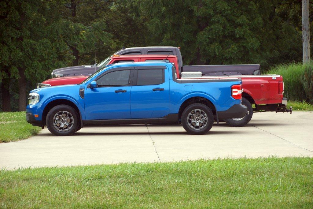 Ford Maverick MINI-TRUCK? I don't think so Comparison 1.JPG