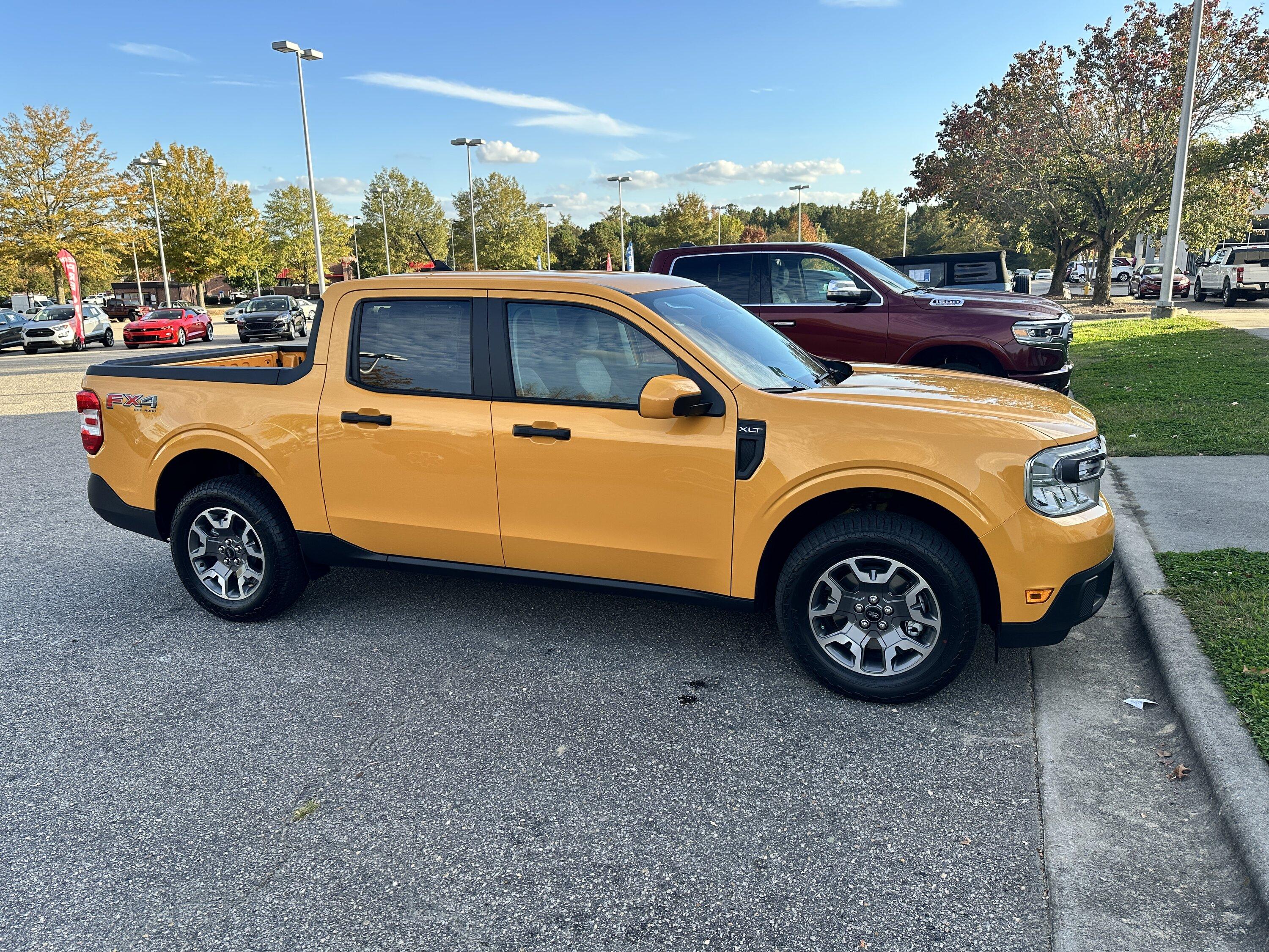 Ford Maverick New Maverick XLT FX4 0E67CA14-5BC3-425F-9414-7CF6C02E7670